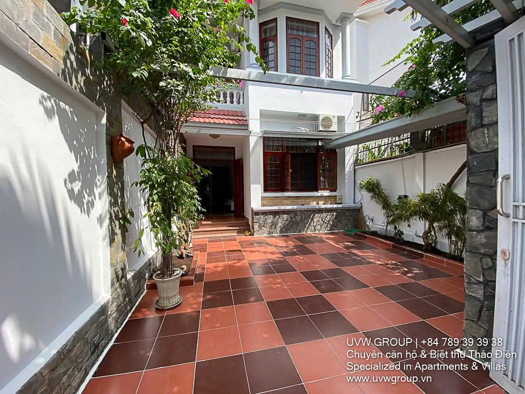 Nhà cho thuê tại Thảo Điền Quận 2 | 3PN | 6x21m | $1,840
