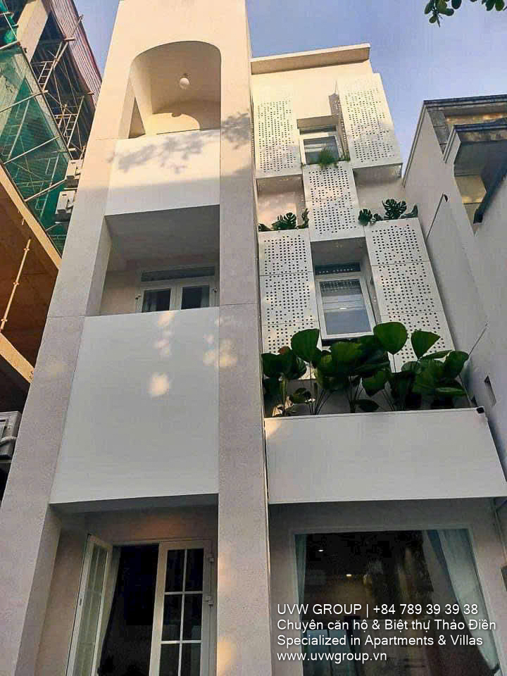 Nhà cho thuê tại Thảo Điền, Quận 2 | 4PN | Đầy đủ nội thất | $2,500