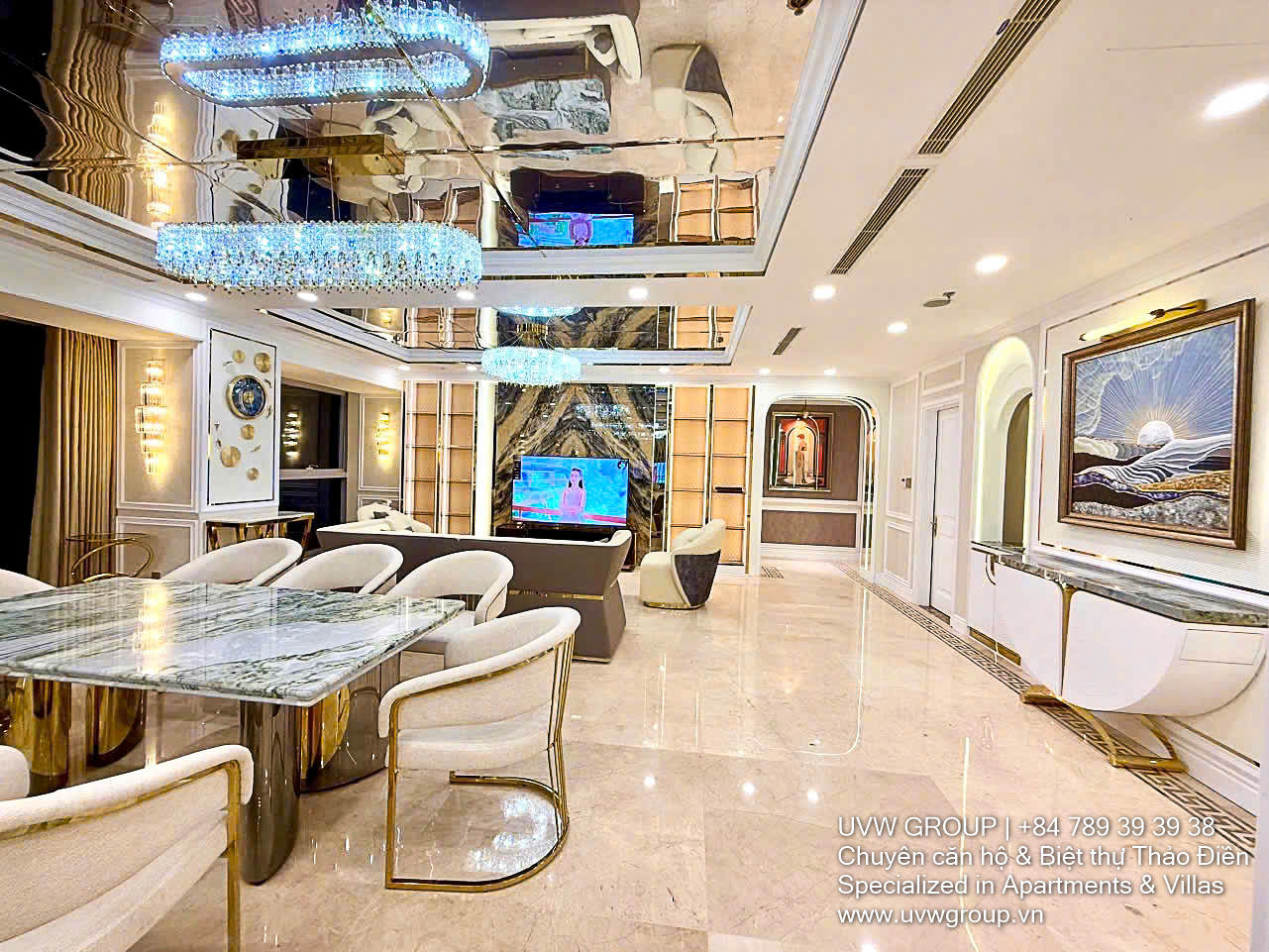 Luxury corner apartment with city view for sale at Vincom Center Le Thanh Ton, District 1