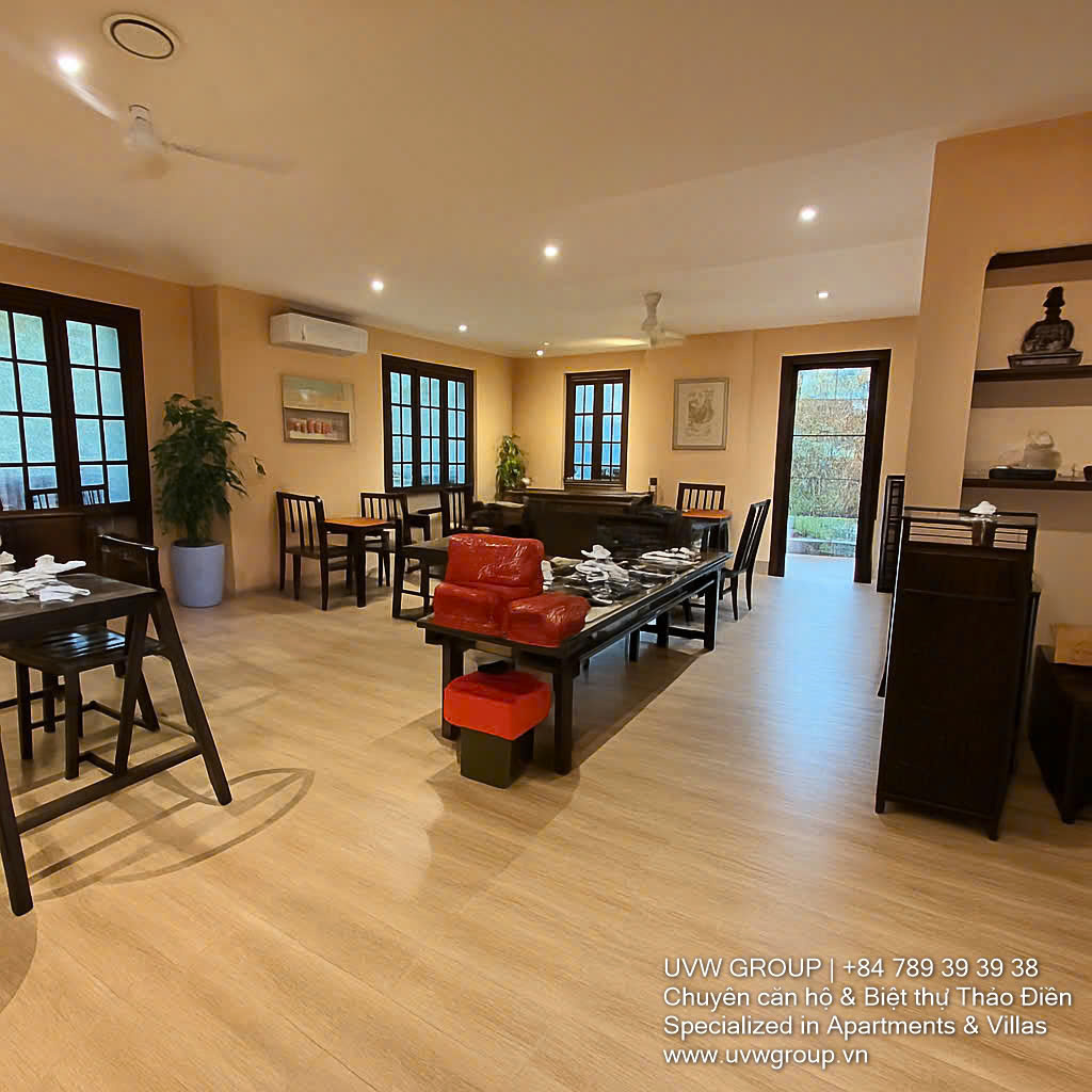 Garden villa for rent in Thao Dien, near Xuan Thuy walking street – 4 bedrooms, front yard, flexible usage