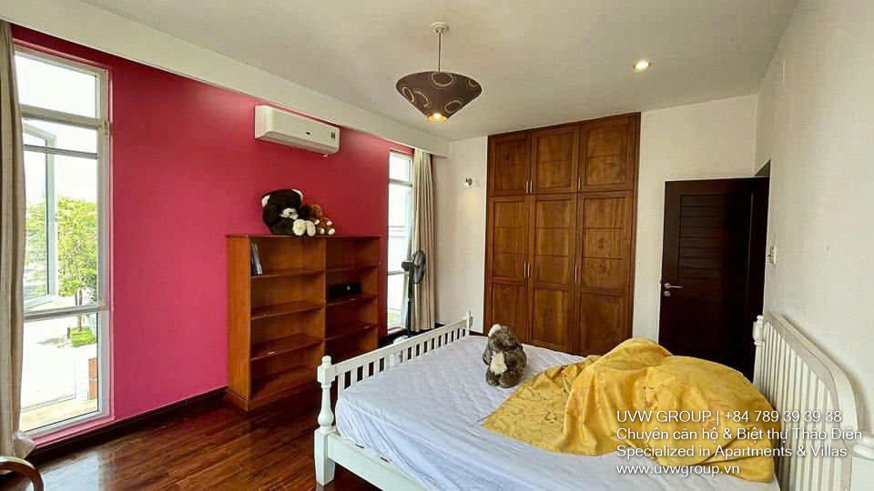 Fully furnished 4BR villa with private pool in safe compound Thao Dien