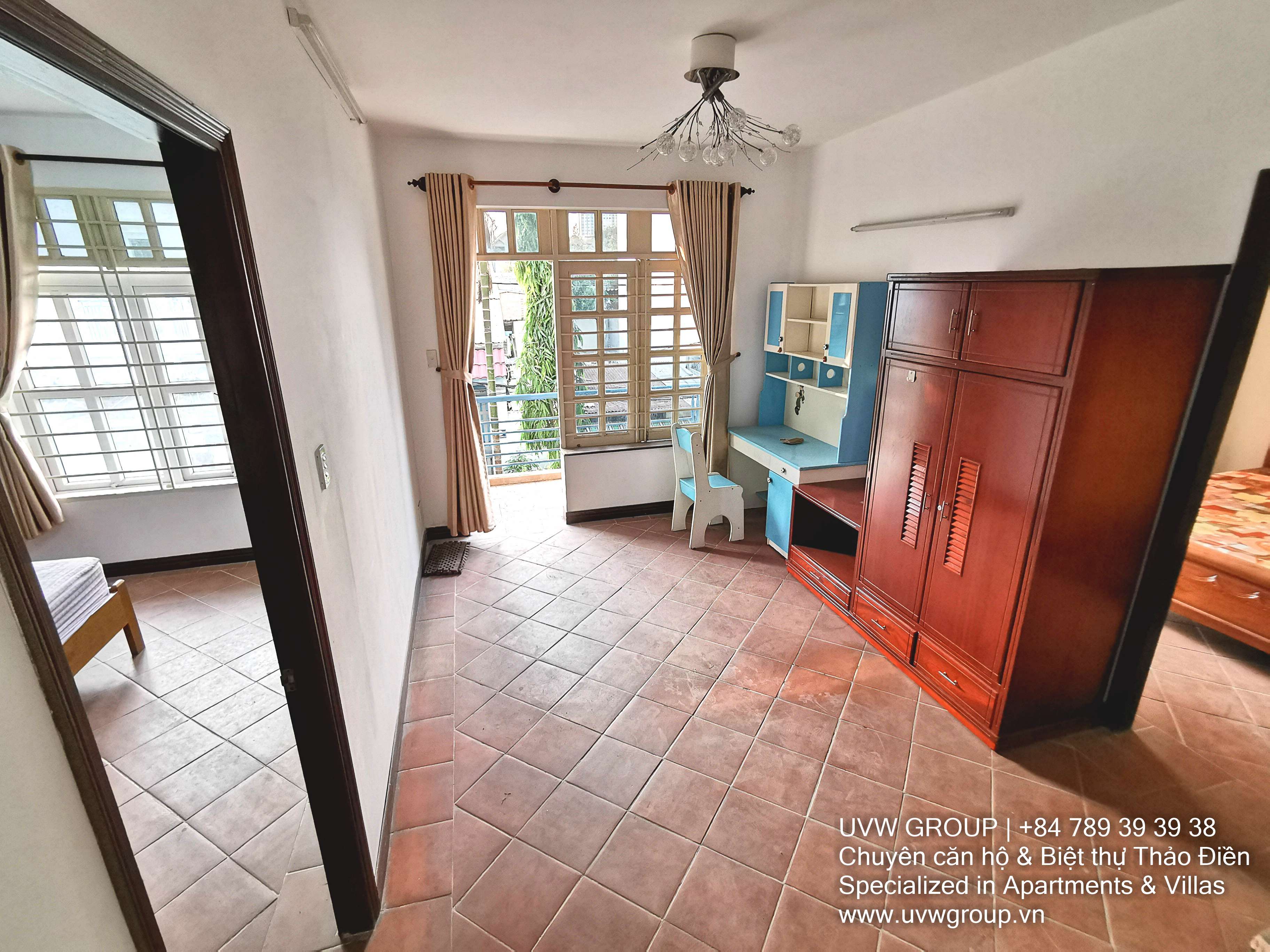 Basic furnished 3-bedroom house for rent in Thao Dien, 110m²