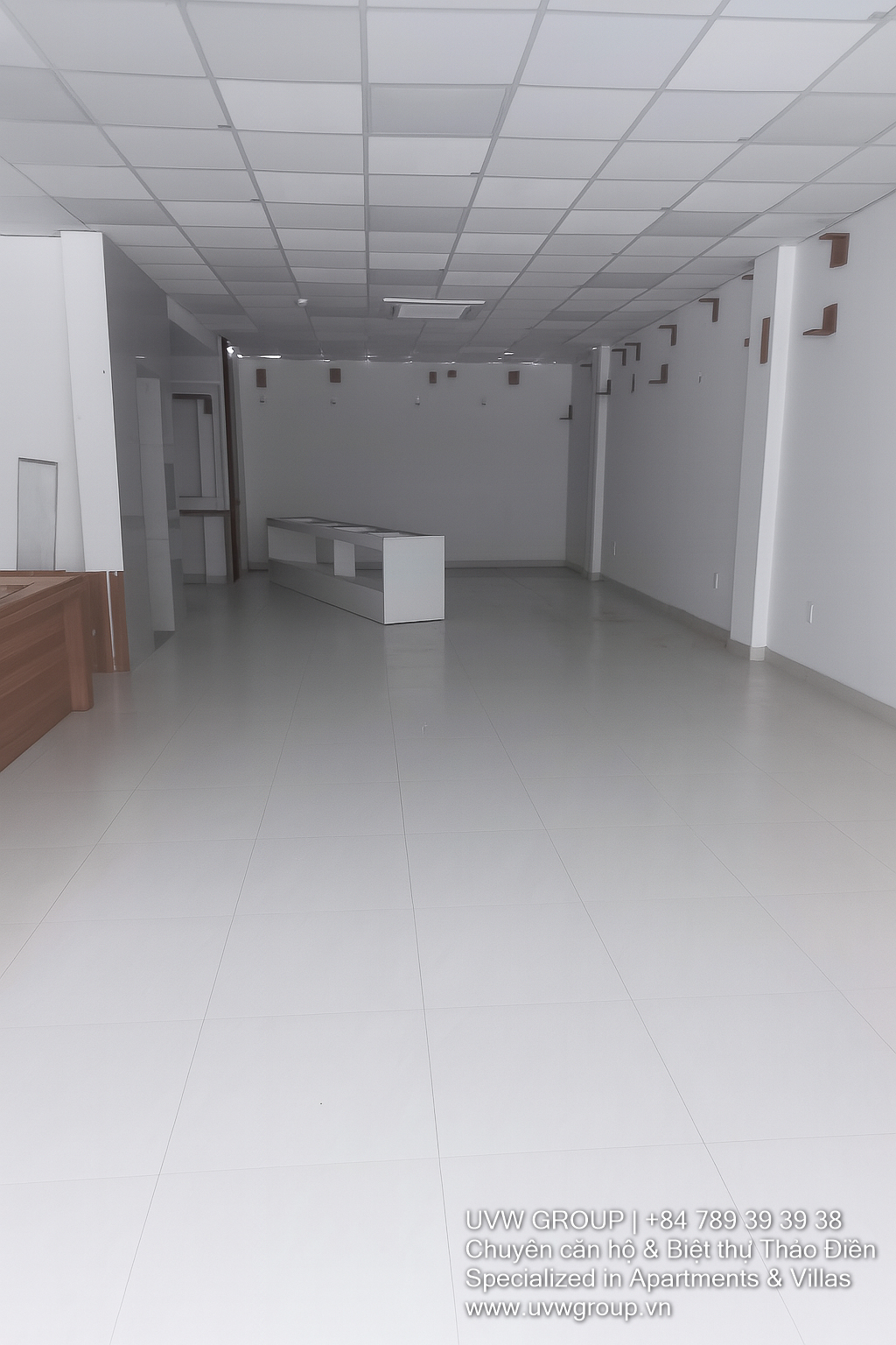 Office space for rent in Thao Dien – 8x15m, ground floor and 1st floor, shared basement, modern glass facade