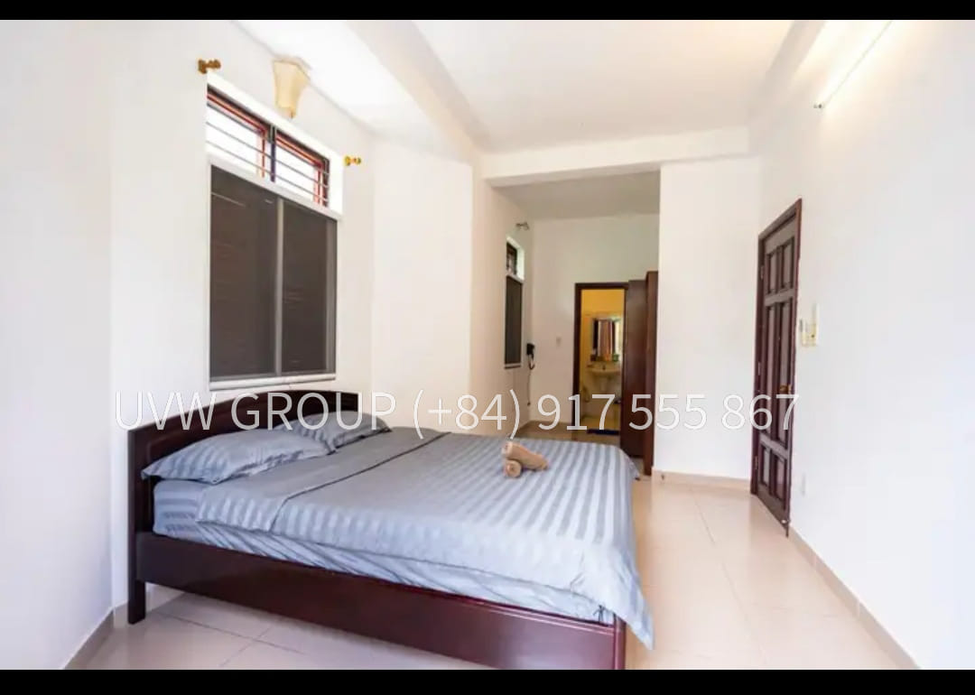 Luxury villa for rent in Thao Dien District 2 – 9 bedrooms, 10 bathrooms, 400m² land, garden, private swimming pool, fully furnished