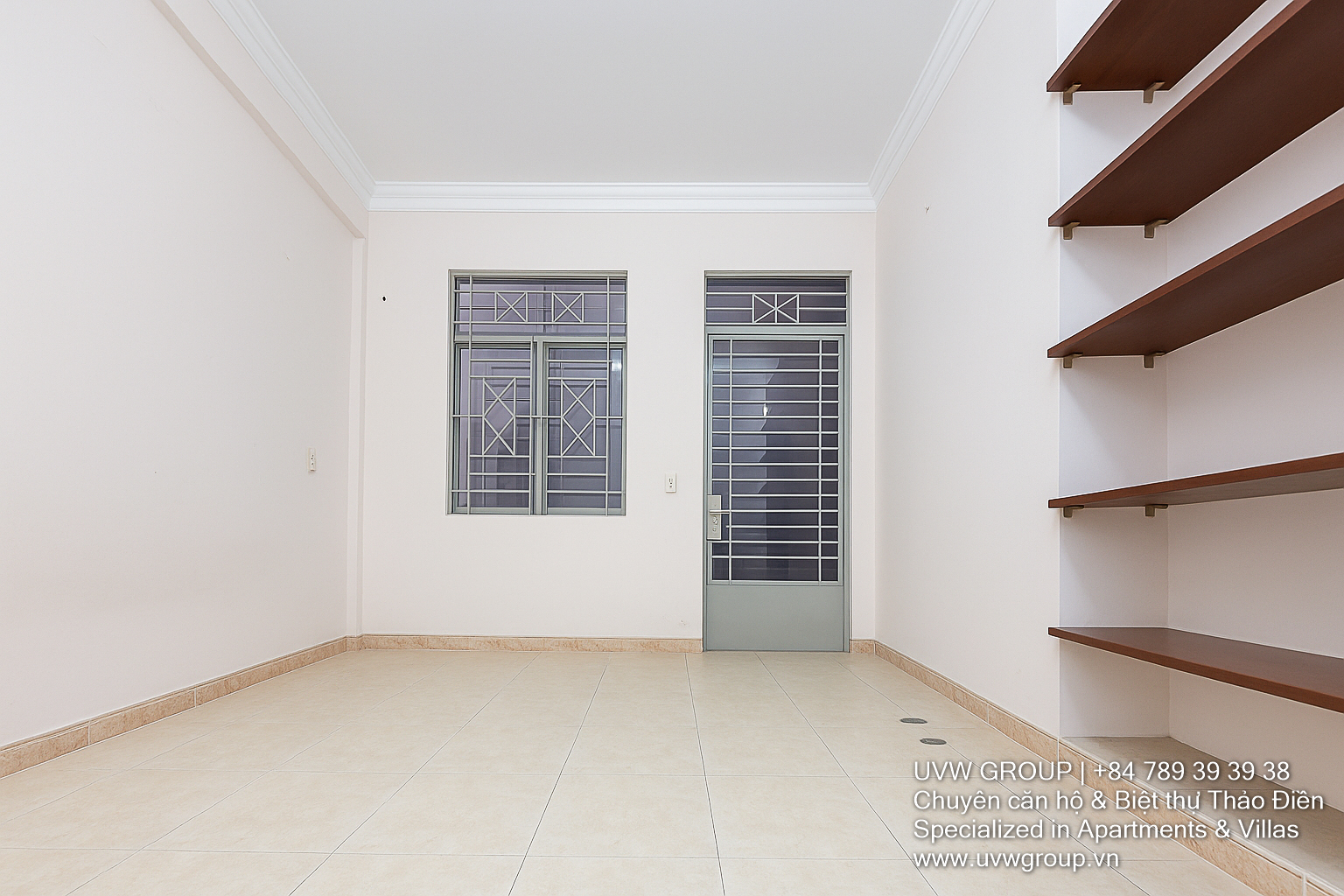 House for sale on Le Quang Dinh Street, Go Vap – 138m², 3 floors, ideal for business