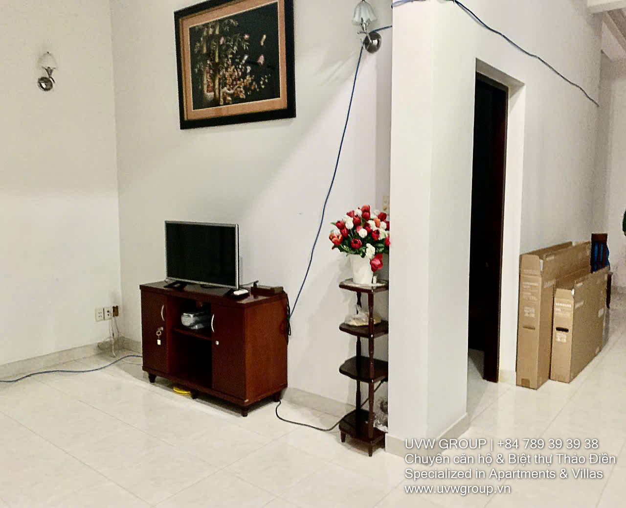 Corner villa for sale in Fideco Compound, Thao Dien – 368m² land, 2 frontages, garden, 4BR, 2 floors