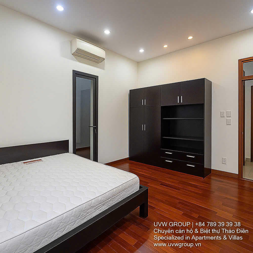 5-bedroom villa for rent in Nguyen Van Huong compound, Thao Dien