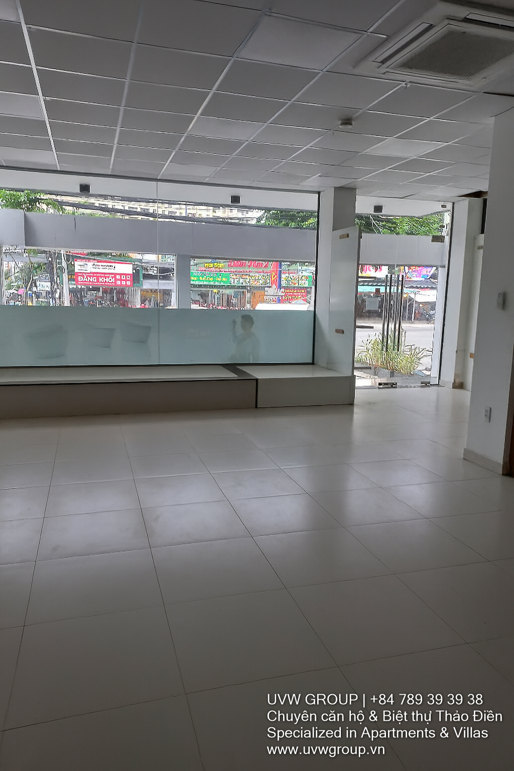 Office & Showroom for Rent | Ground + 1st Floor | 8x15m | 130 Million VND