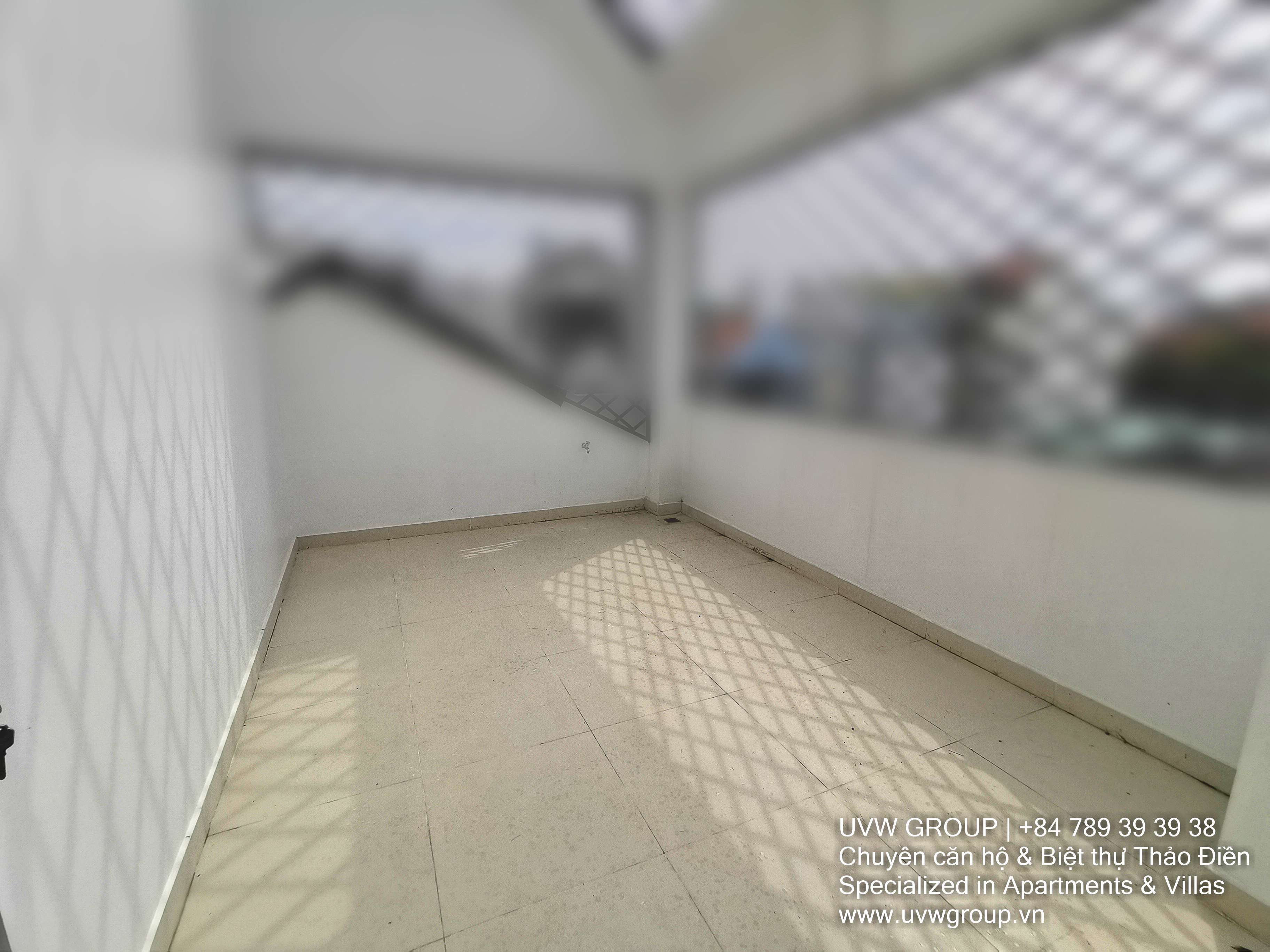 4-bedroom basic furnished house for rent in Thao Dien, 96m²