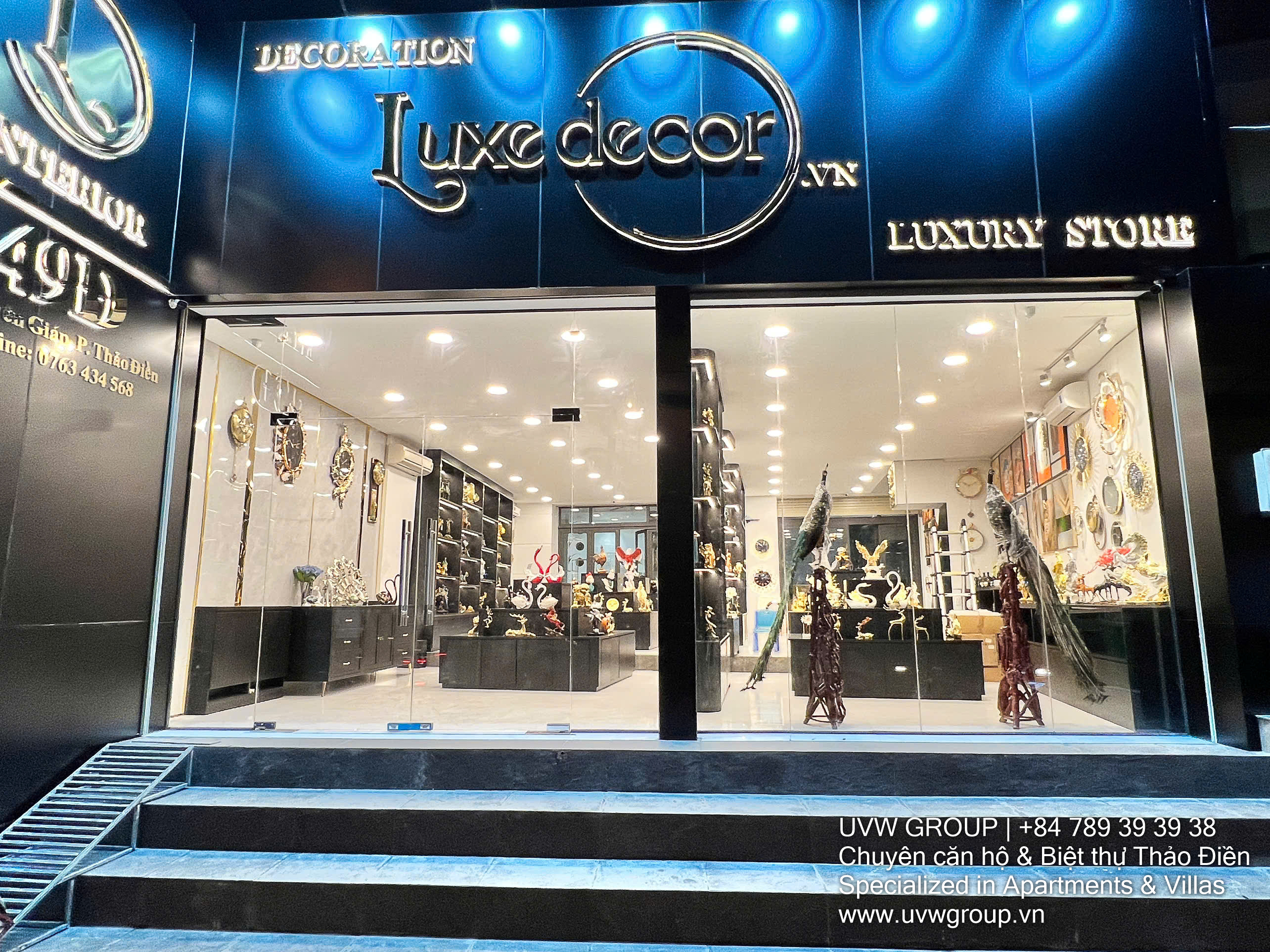 187m² showroom for rent on Hanoi Highway, Thao Dien. Prime frontage, fitted space, suitable for decor, lighting, or luxury retail. Rent: $3,000/month.