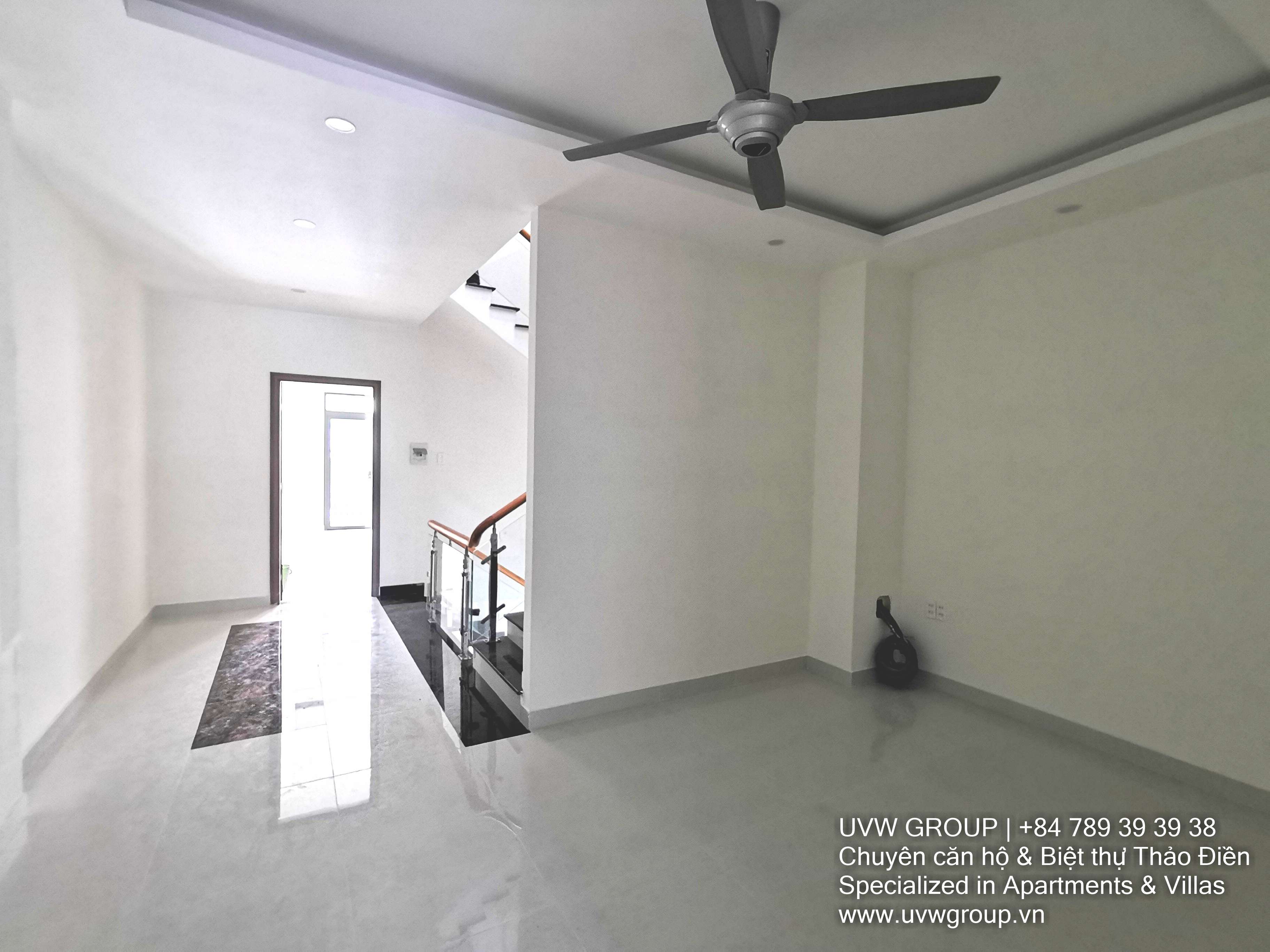 Spacious 4-bedroom house with rooftop for rent in Thao Dien, 100m², unfurnished