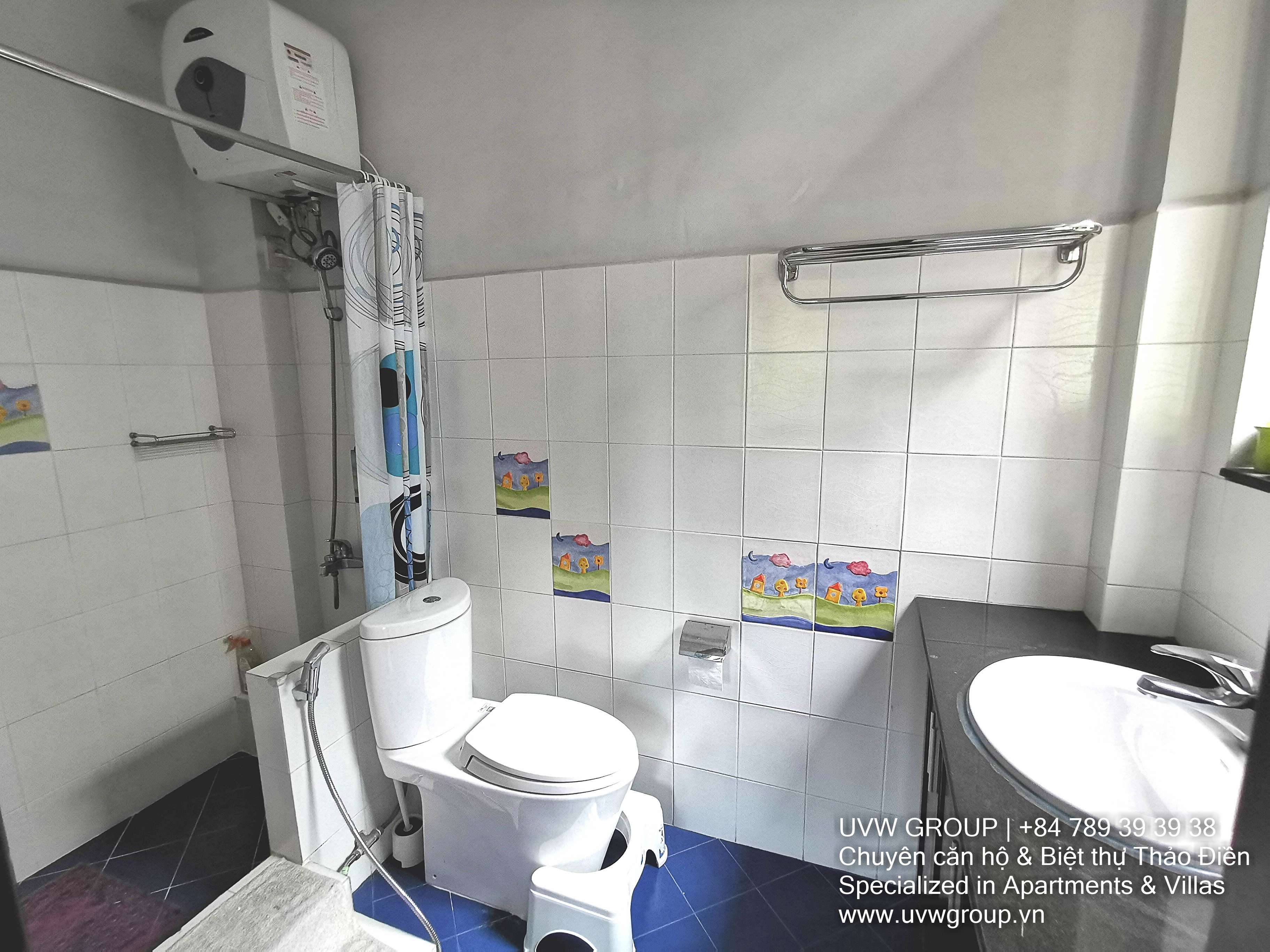 4-bedroom basic furnished villa for rent in Thao Dien, 110m²