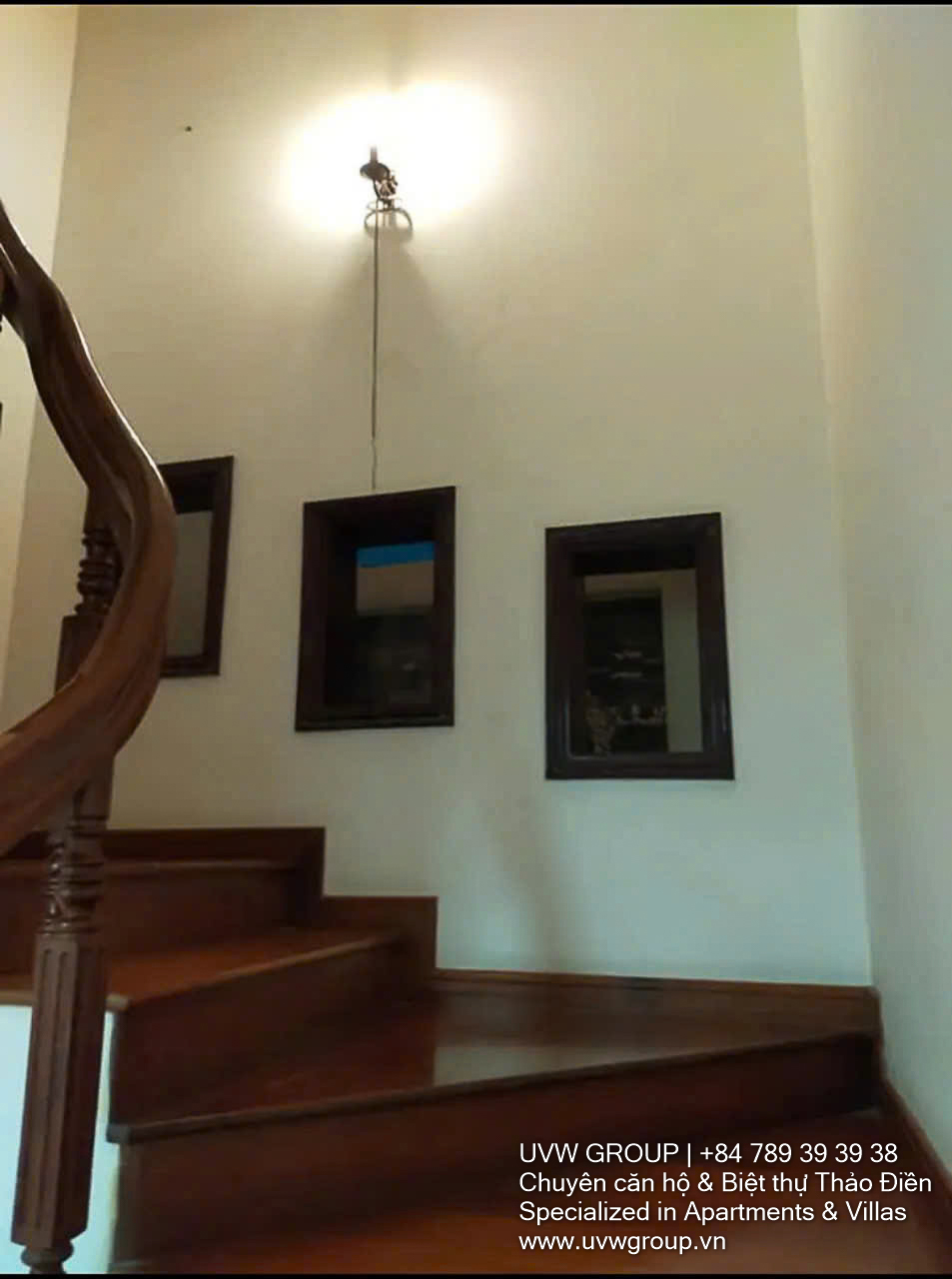 Luxury house for rent on Nguyen Ba Huan, 4BR, 3 floors, Thao Dien, D2