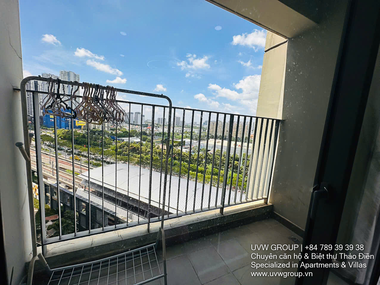 Apartment for Rent in Masteri Thao Dien Tower 5 | 2BR | 70m² | $880