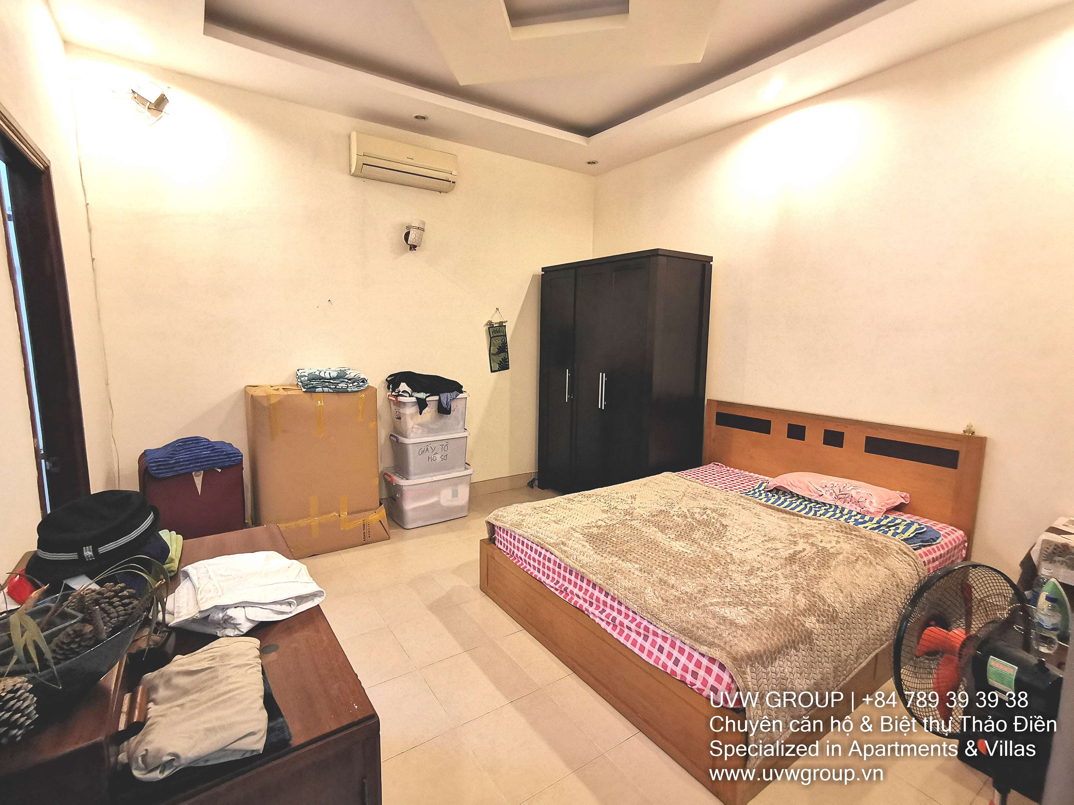 4-bedroom villa for rent in Thao Dien with 160m², basic furnished