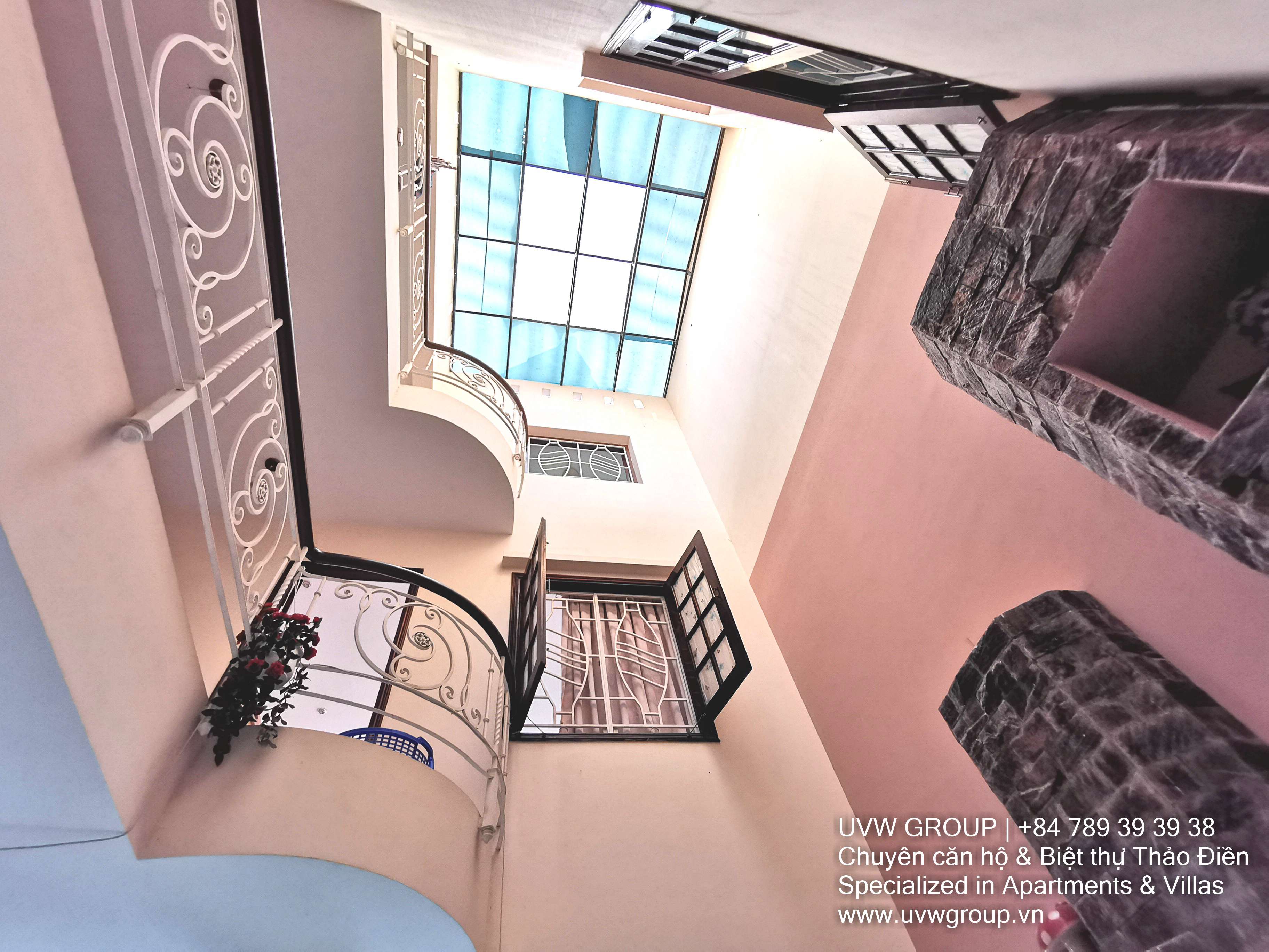Fully furnished 4-bedroom house for rent in Thao Dien with 200m² area