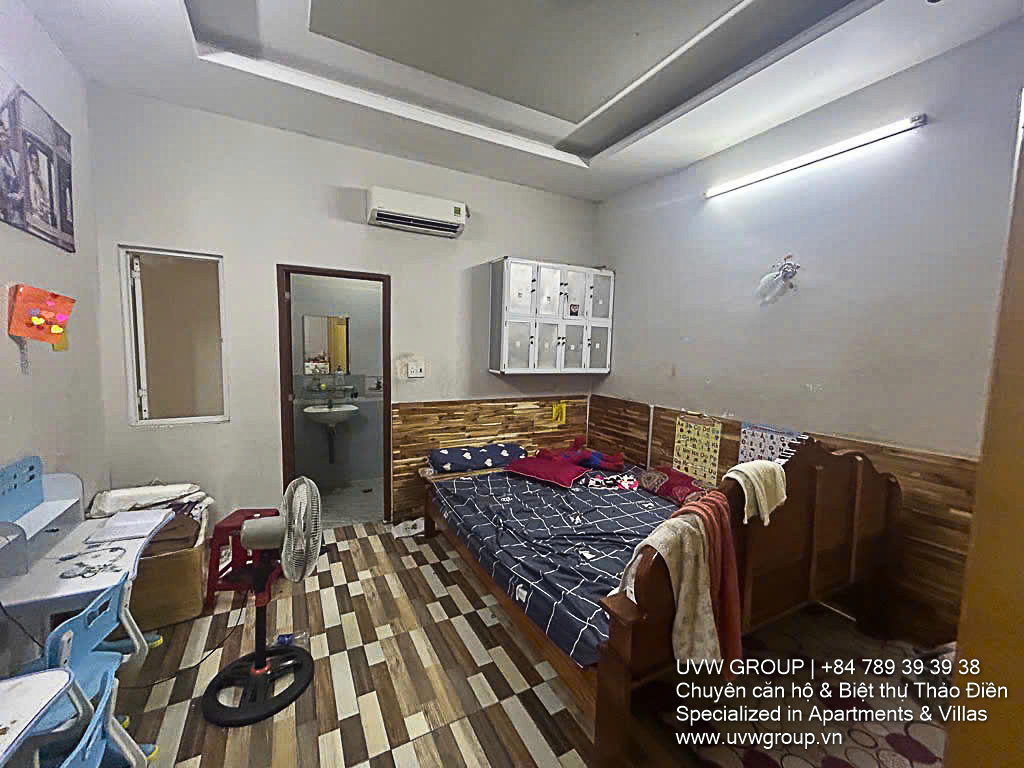5-bedroom house for sale on Tan Ky Tan Quy Street, Binh Hung Hoa, Binh Tan District – 96m², ground + 3 floors, pink book