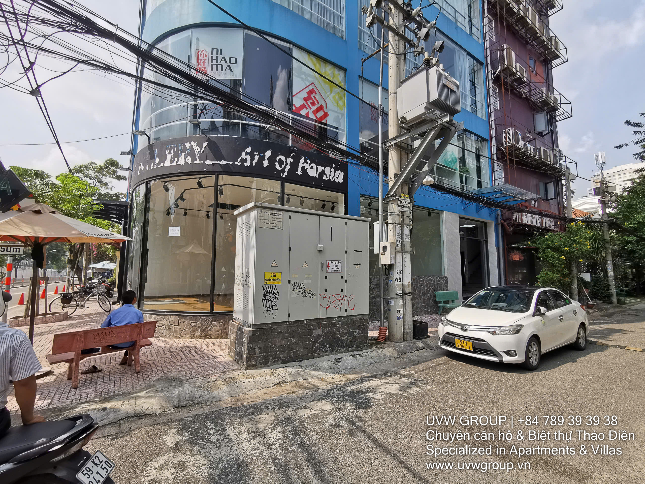 Corner commercial space for rent in Thao Dien with 2 frontages