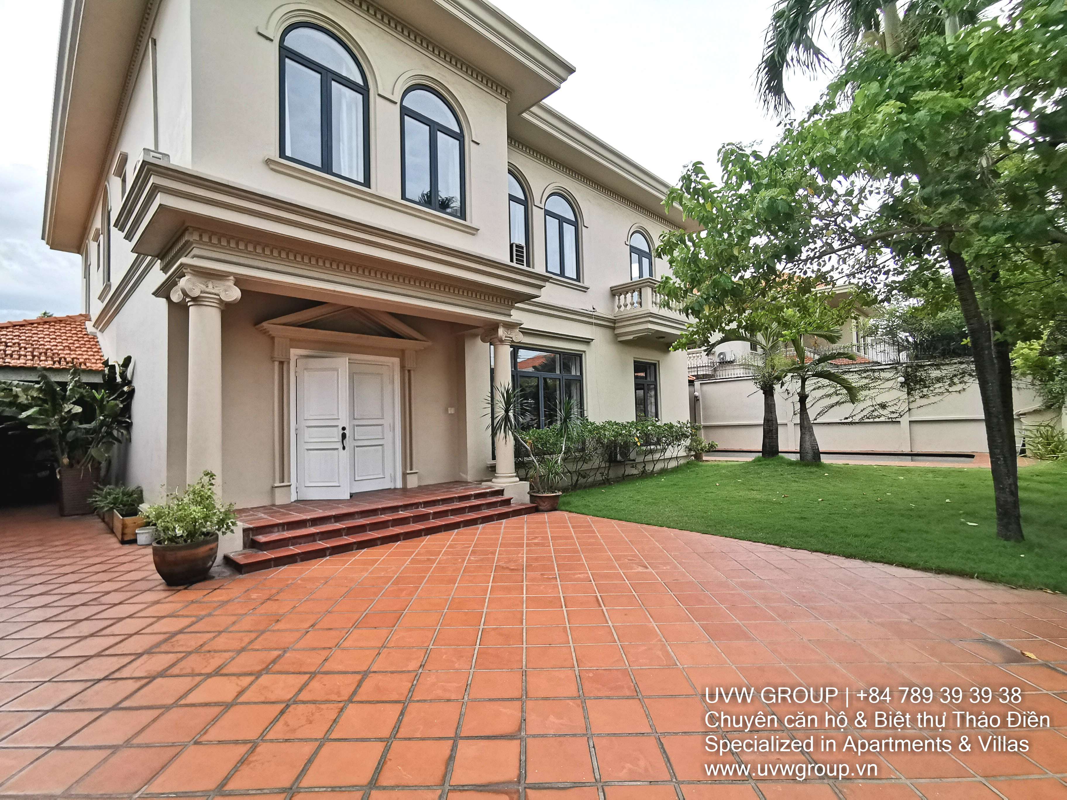 Fully furnished 4-bedroom villa for rent in An Phu, 600sqm
