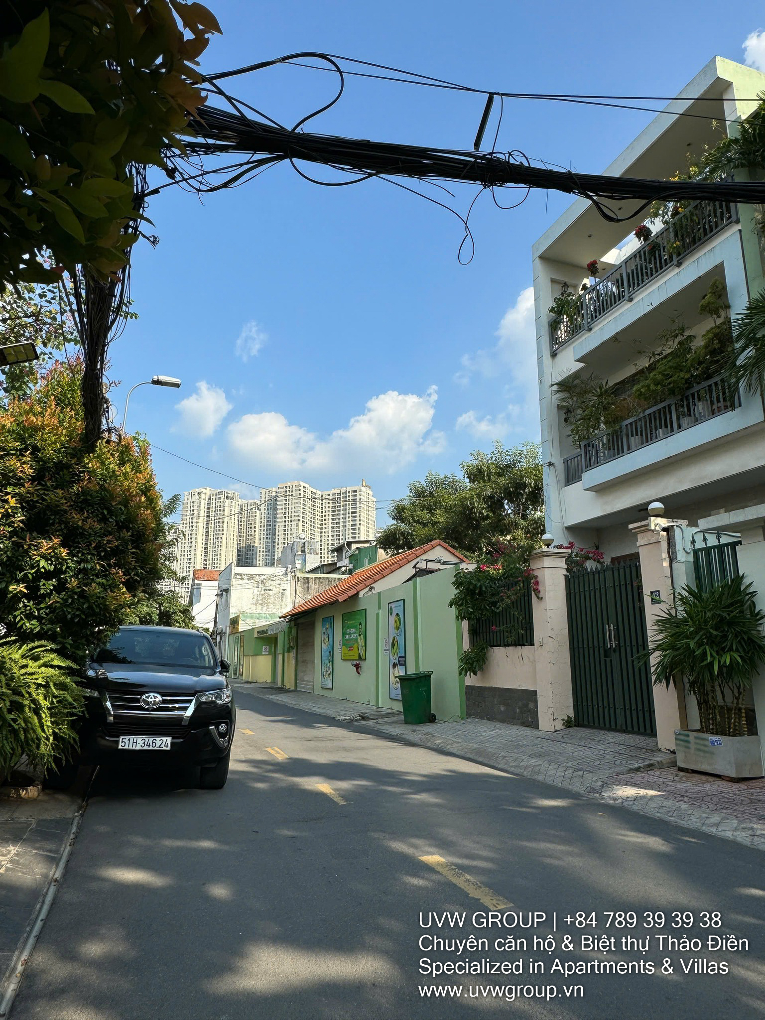 Nguyen Duy Hieu house for sale in Thao Dien, 3 floors, 4 bedrooms, great location, pink book