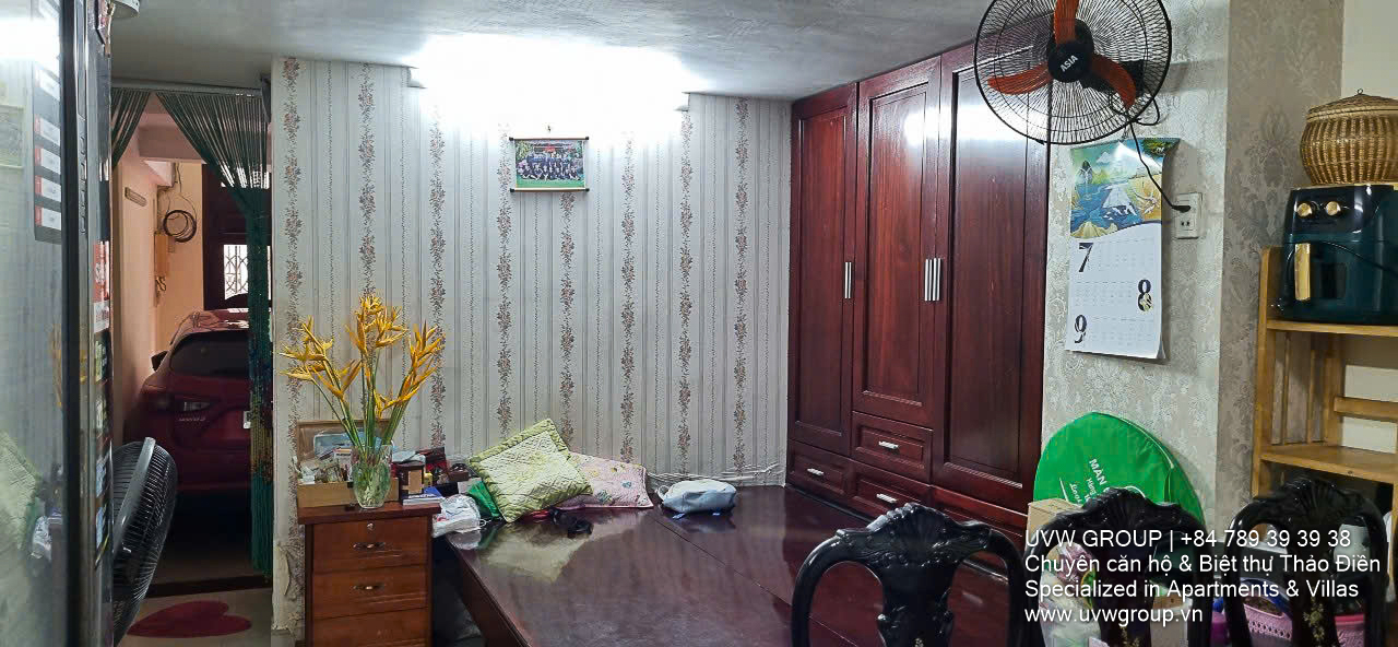 Full house for rent in Thao Dien, 4 bedrooms, 3 floors, 250m², terrace