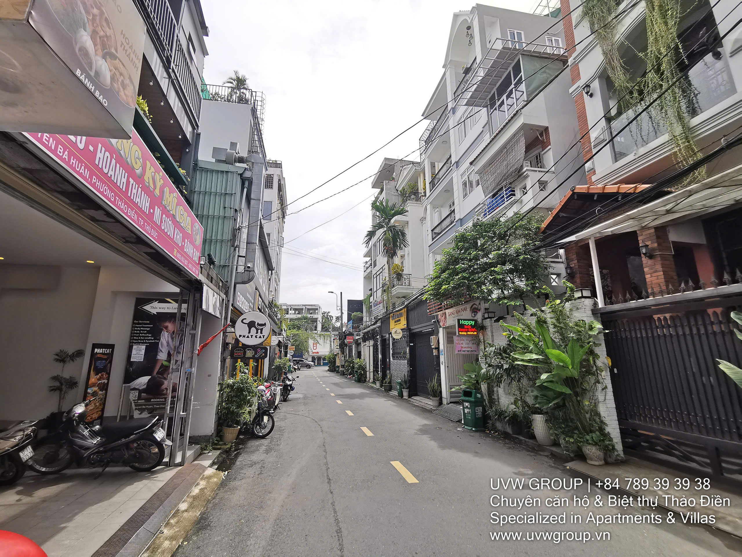 Luxury house for rent on Nguyen Ba Huan, 4BR, 3 floors, Thao Dien, D2