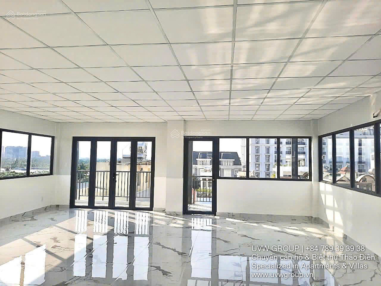 Office building for sale in An Phu District 2 – 6 floors, basement, glass facade, 1,100m² usable space, income $5,000/month