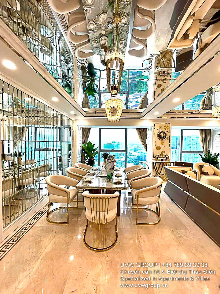 Luxury corner apartment with city view for sale at Vincom Center Le Thanh Ton, District 1