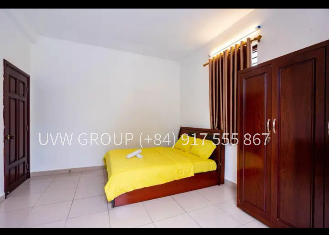 Luxury villa for rent in Thao Dien District 2 – 9 bedrooms, 10 bathrooms, 400m² land, garden, private swimming pool, fully furnished