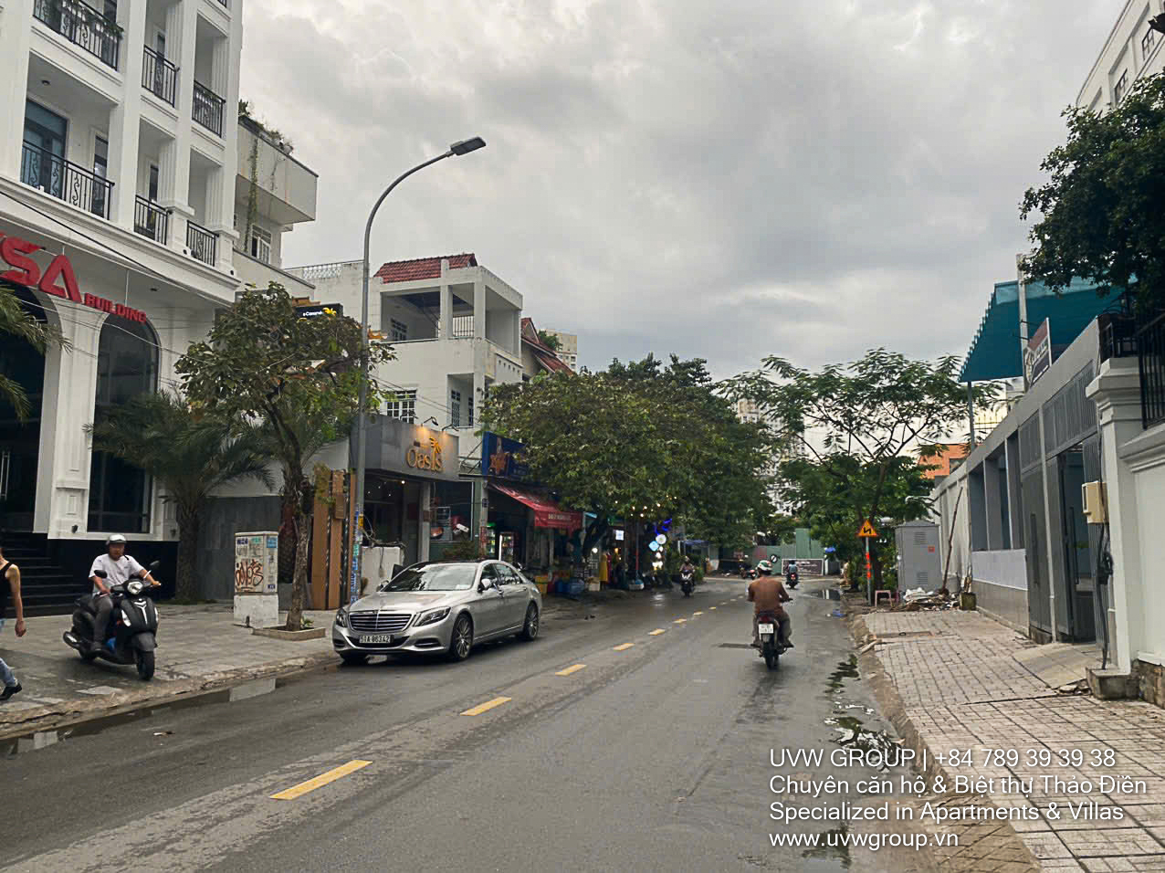 Frontage building for sale at 119 Quoc Huong, Thao Dien – 365m² land, over 10 rooms, white facade, commercial potential