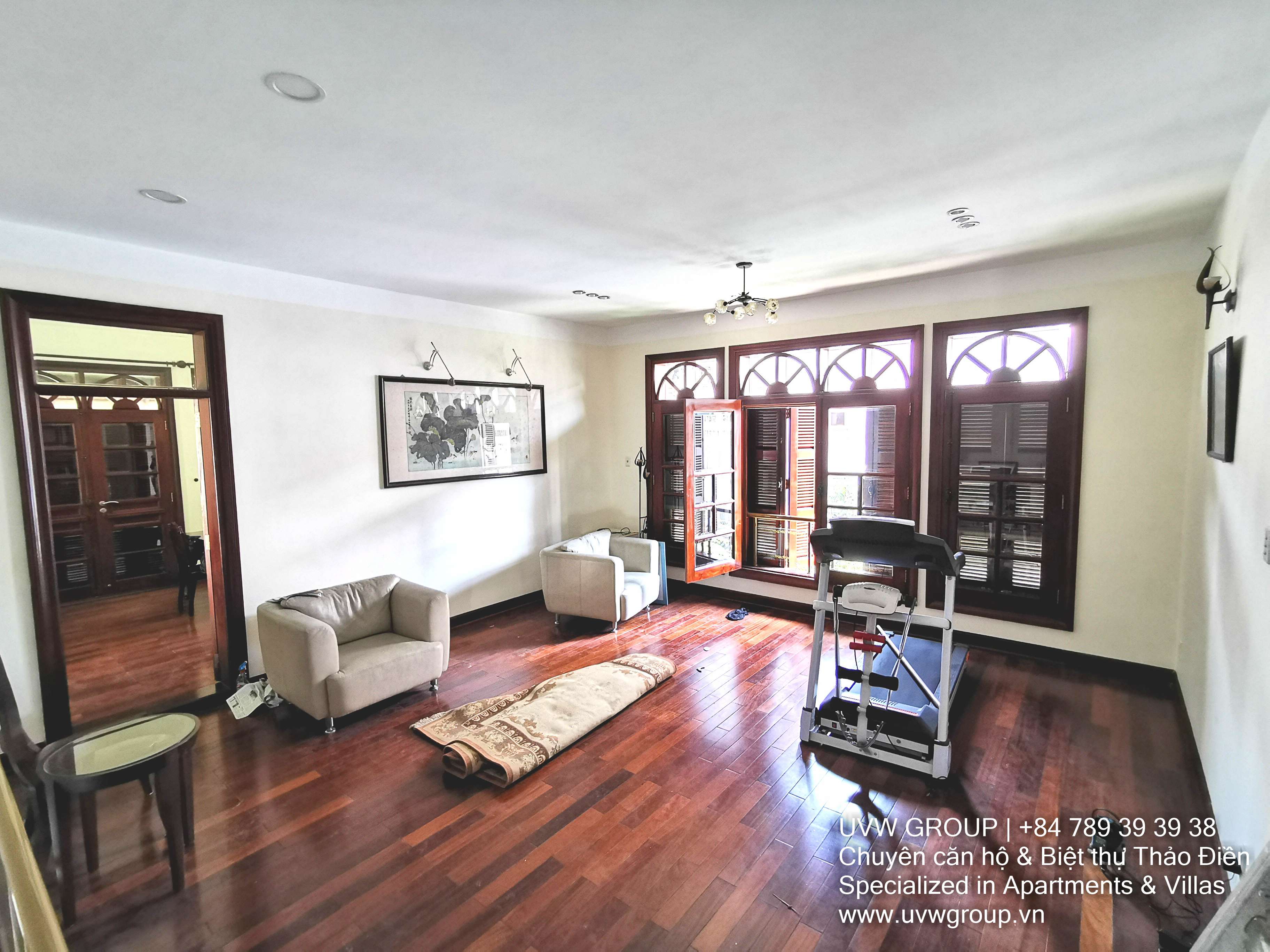 5-bedroom luxury house for rent in Thao Dien with 375m² fully furnished