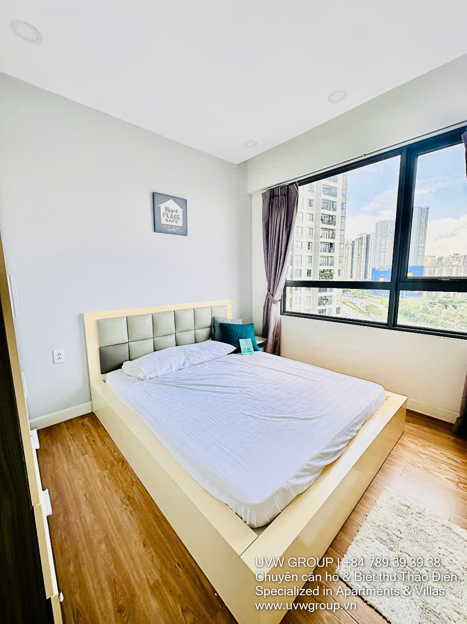 Modern 2-bedroom apartment for rent in Masteri Thao Dien Tower 5, 14th floor, 70m², fully furnished, direct access to metro and Vincom Mega Mall