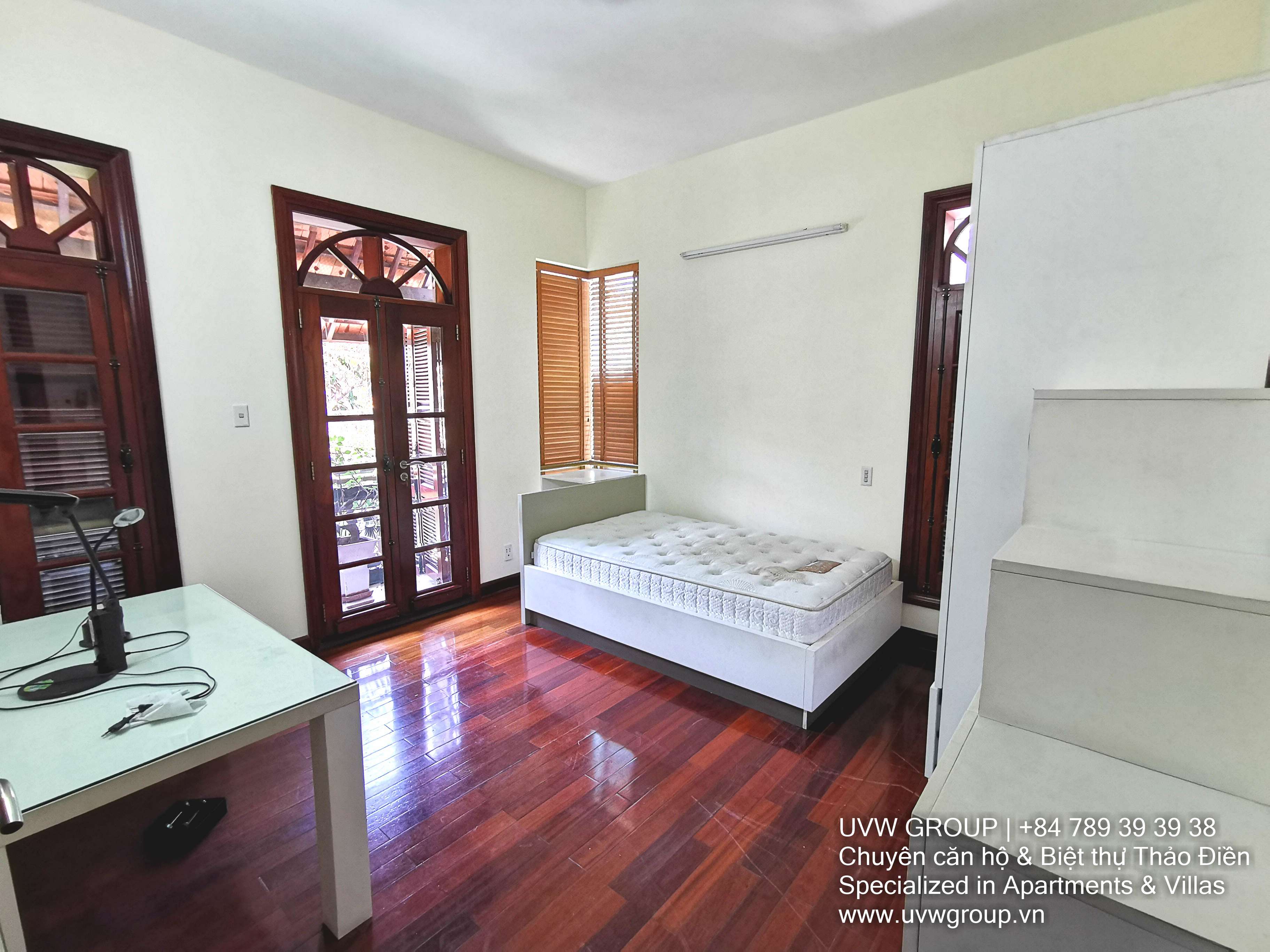 5-bedroom luxury house for rent in Thao Dien with 375m² fully furnished