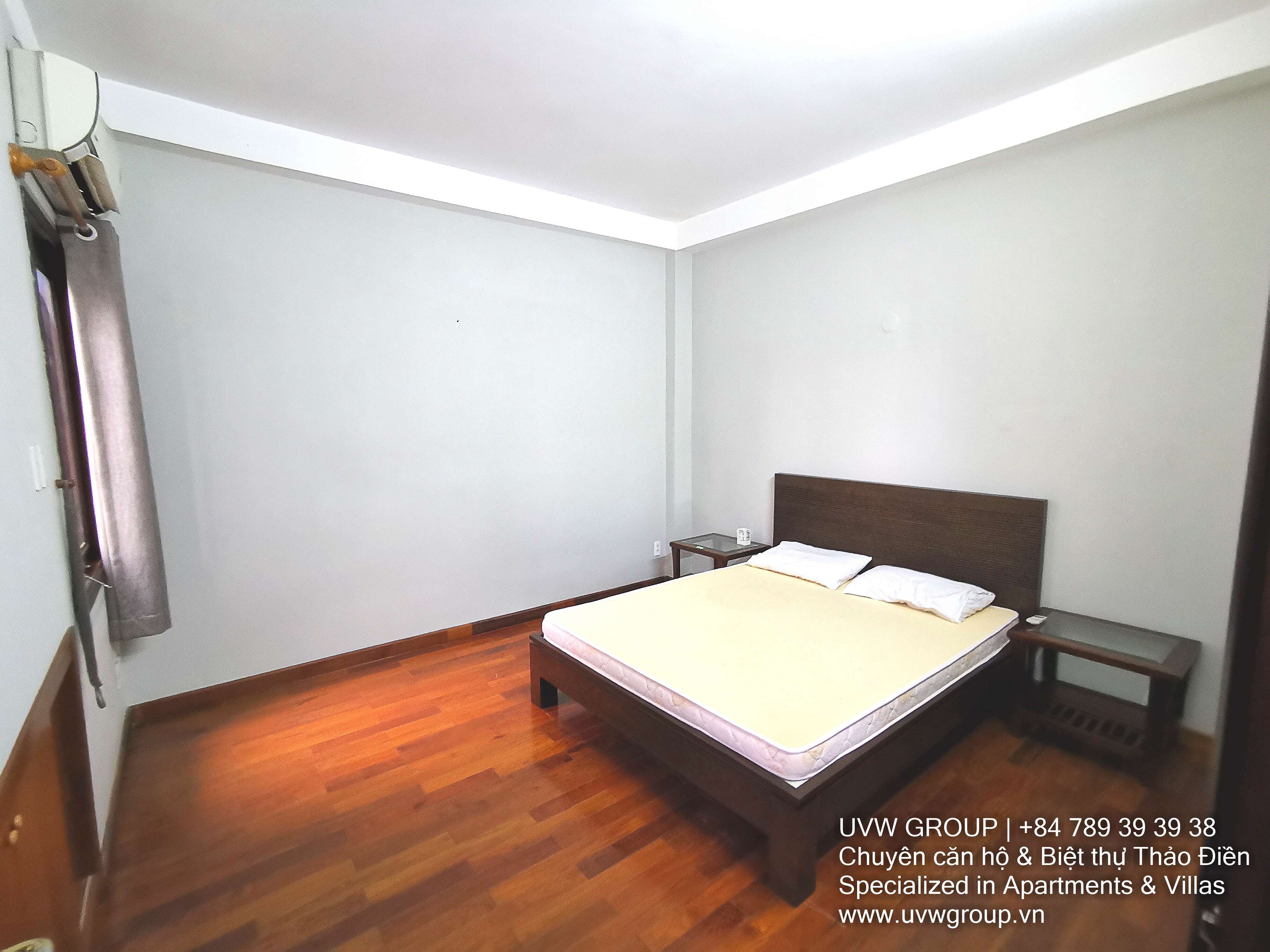 4-bedroom basic furnished villa for rent in Thao Dien, 110m²