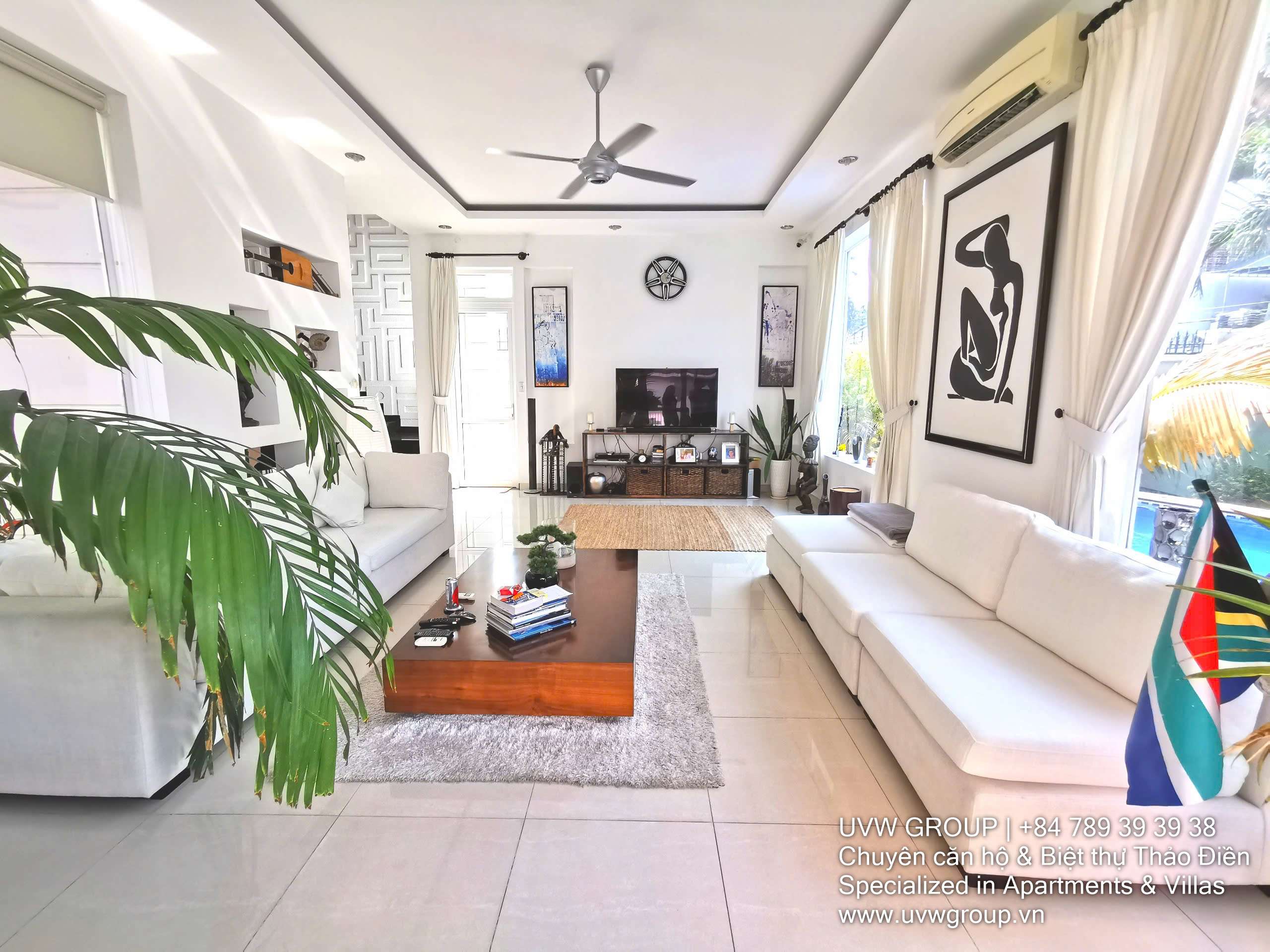 Fully furnished 5-bedroom luxury villa for rent in Thao Dien with 450m² area