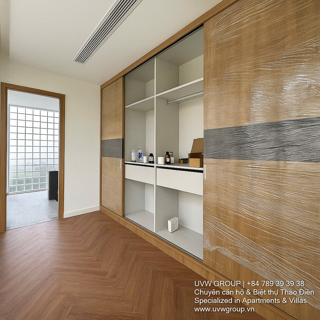 Modern 3-bedroom villa for rent in Thao Dien, with pool, rooftop terrace, pet-friendly, 192m²