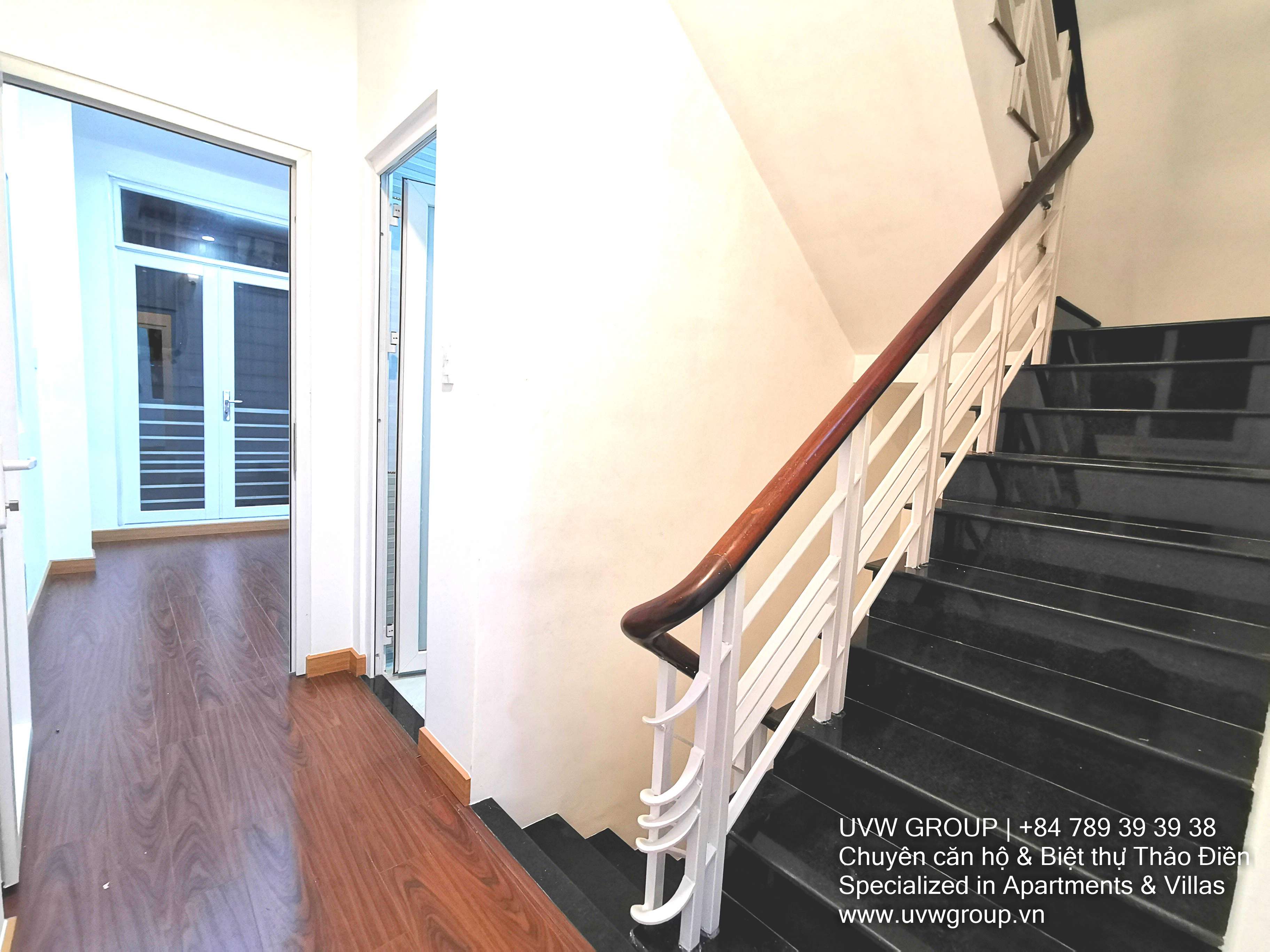 Fully furnished 3-bedroom luxury house for rent in Thao Dien