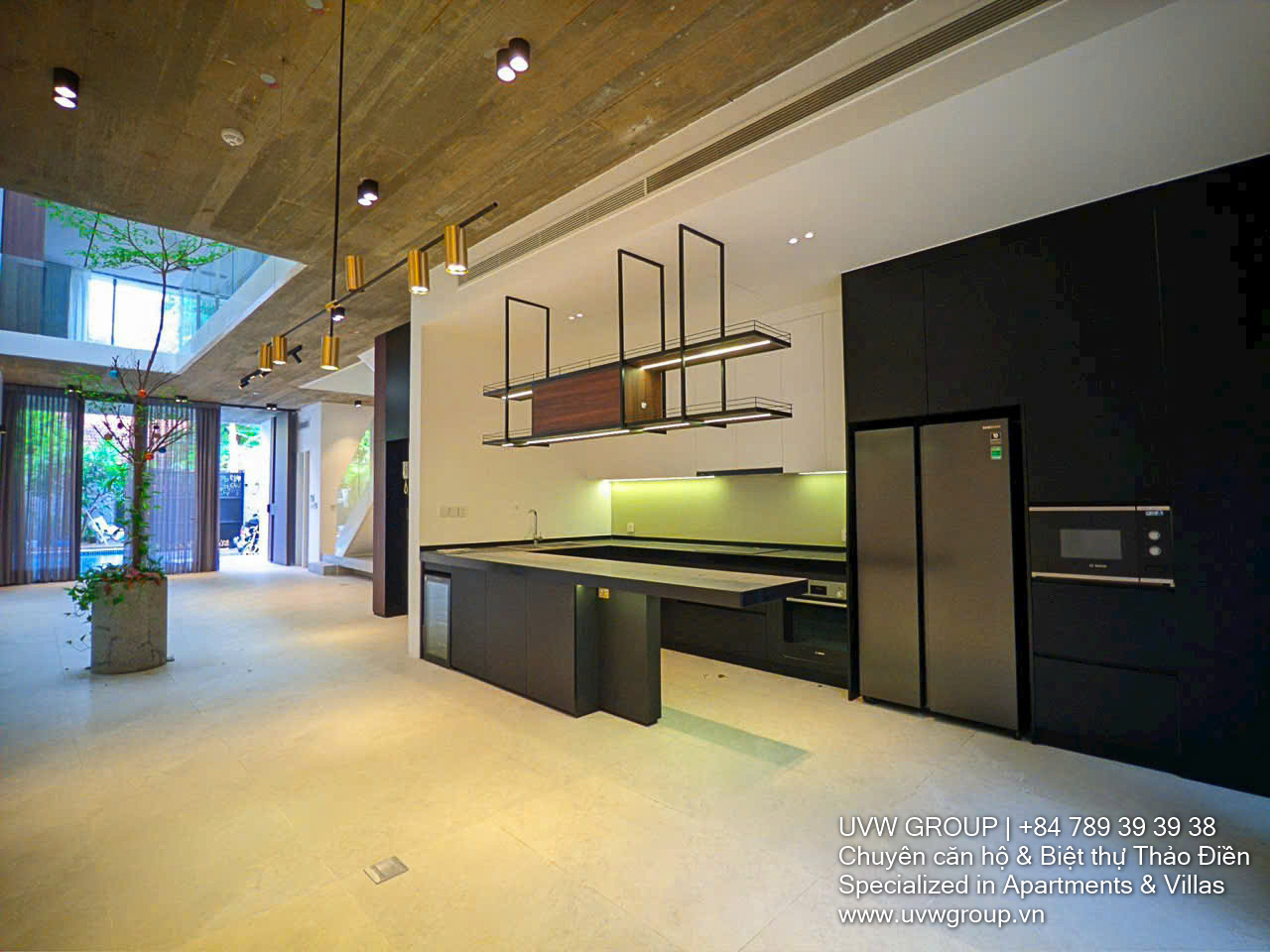 4-bedroom villa for rent in Thao Dien, 450m², modern layout and multiple floors