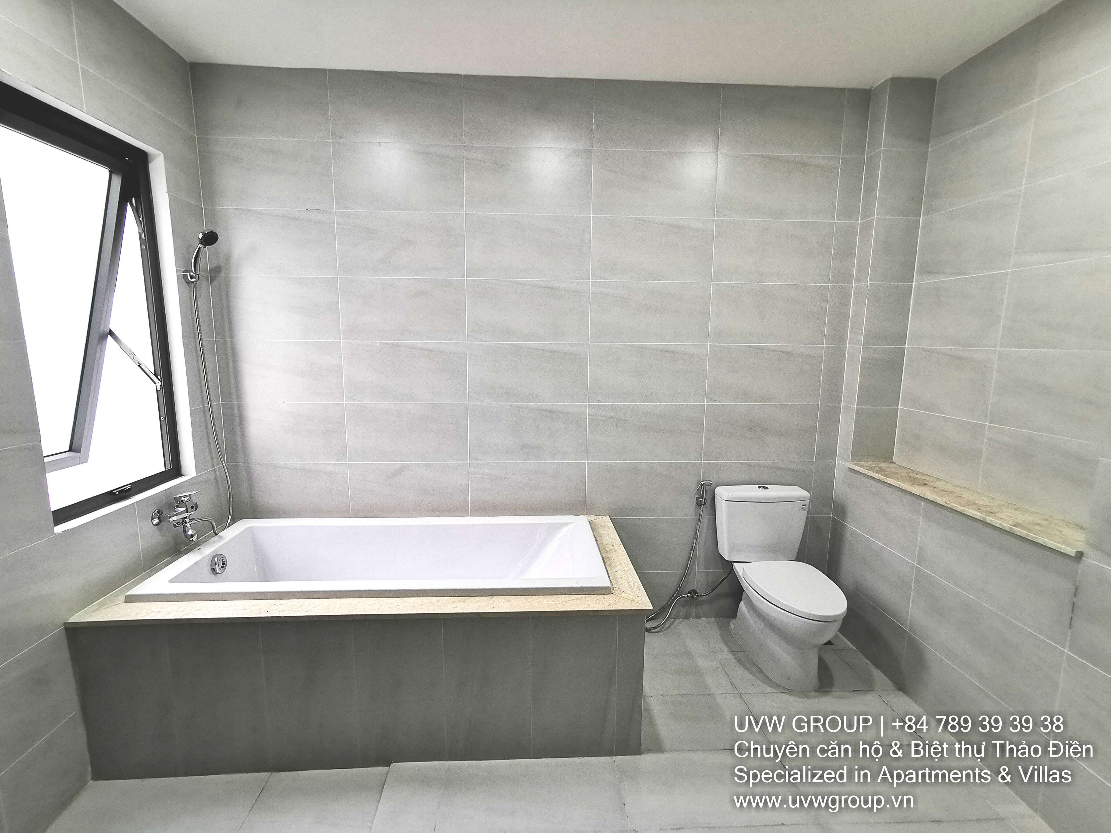 4-bedroom basic furnished house for rent in Thao Dien, 96m²