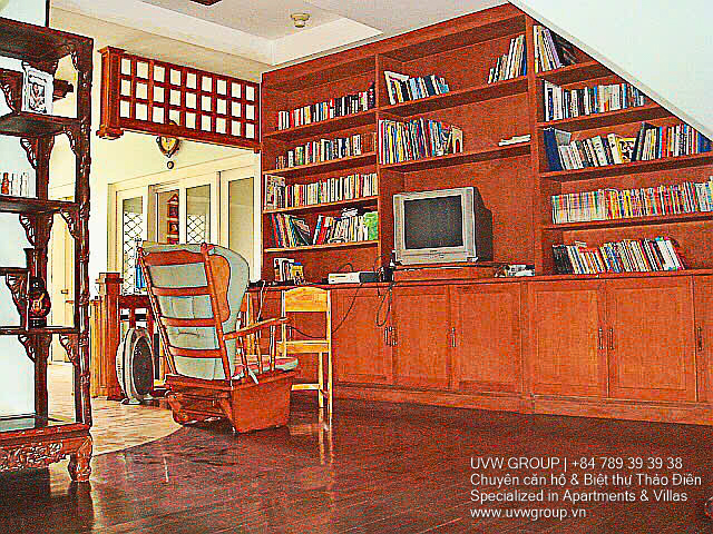 2-frontage luxury villa for sale in Thao Dien Compound – 700m² land, 8BR, private pool, business access