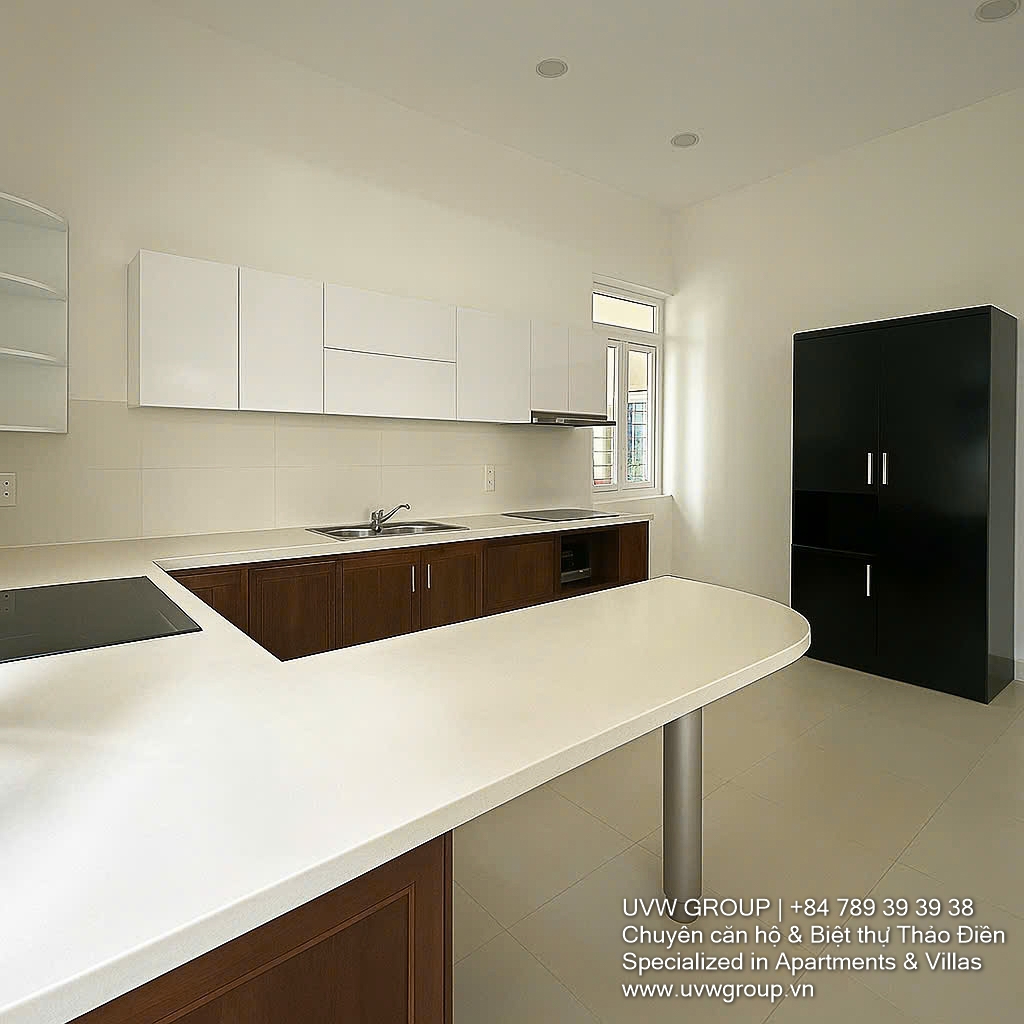 5-bedroom villa for rent in Nguyen Van Huong compound, Thao Dien