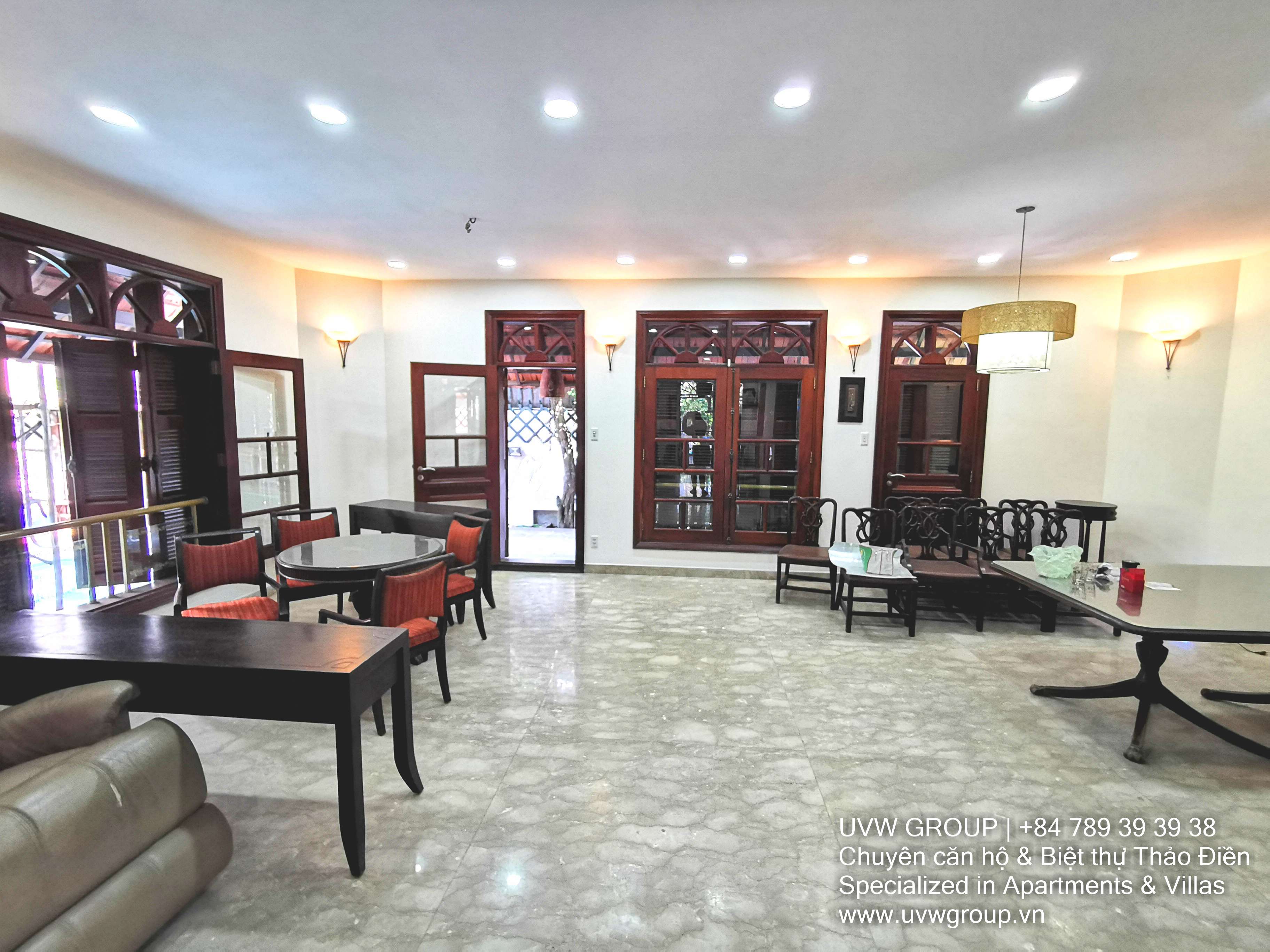 5-bedroom luxury house for rent in Thao Dien with 375m² fully furnished