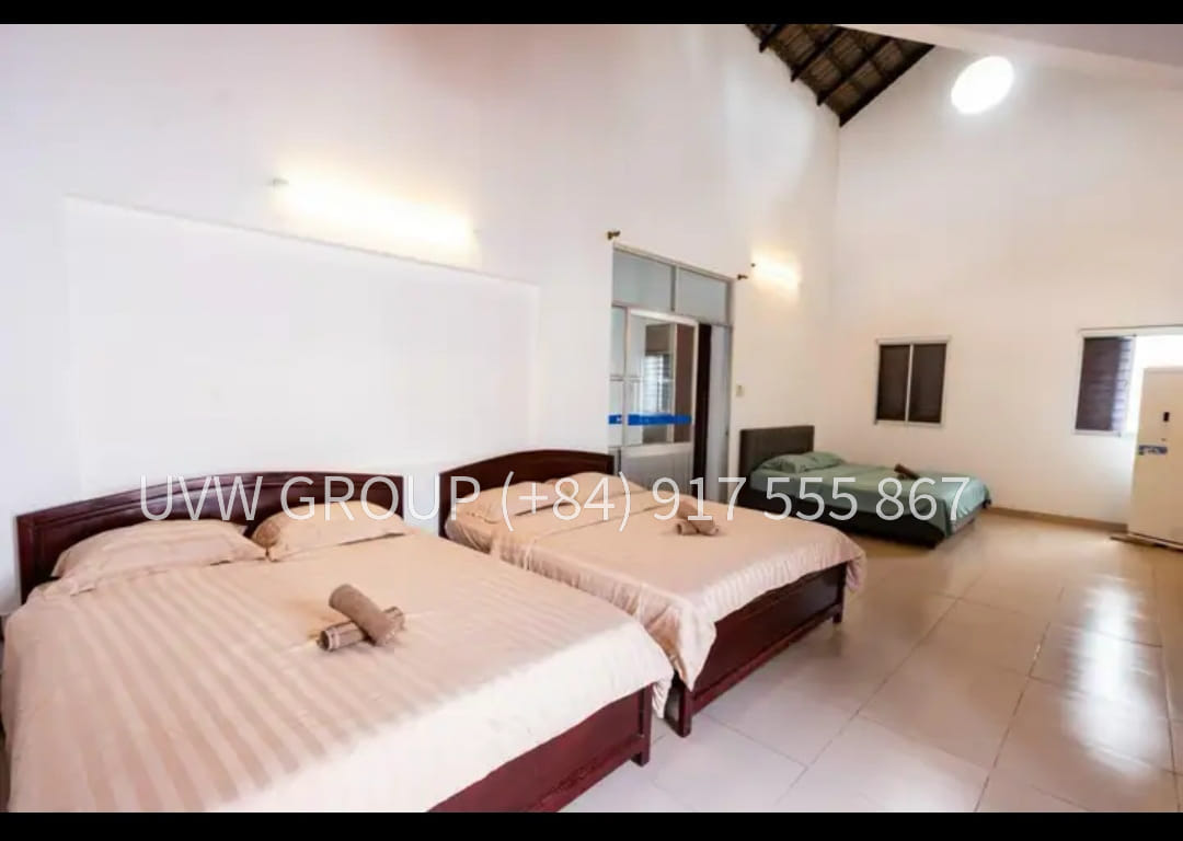 Luxury villa for rent in Thao Dien District 2 – 9 bedrooms, 10 bathrooms, 400m² land, garden, private swimming pool, fully furnished