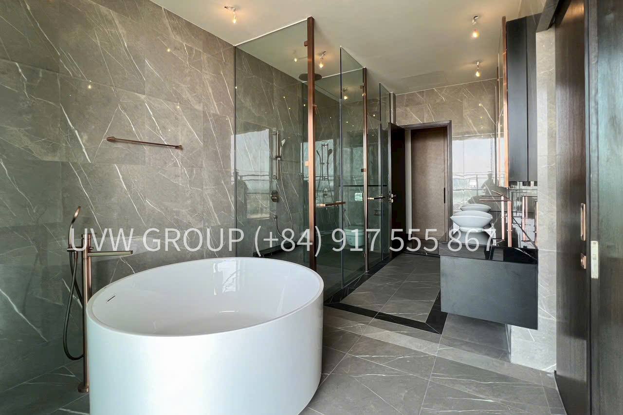 Luxury Capitaland Define apartment for rent with private pool and river view