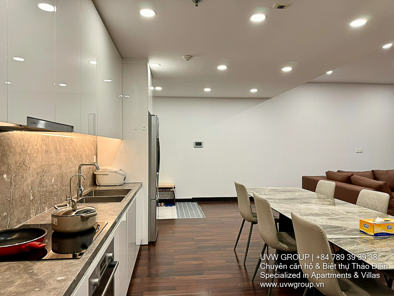 Luxury 3-bedroom apartment for rent at Empire City with southeast view