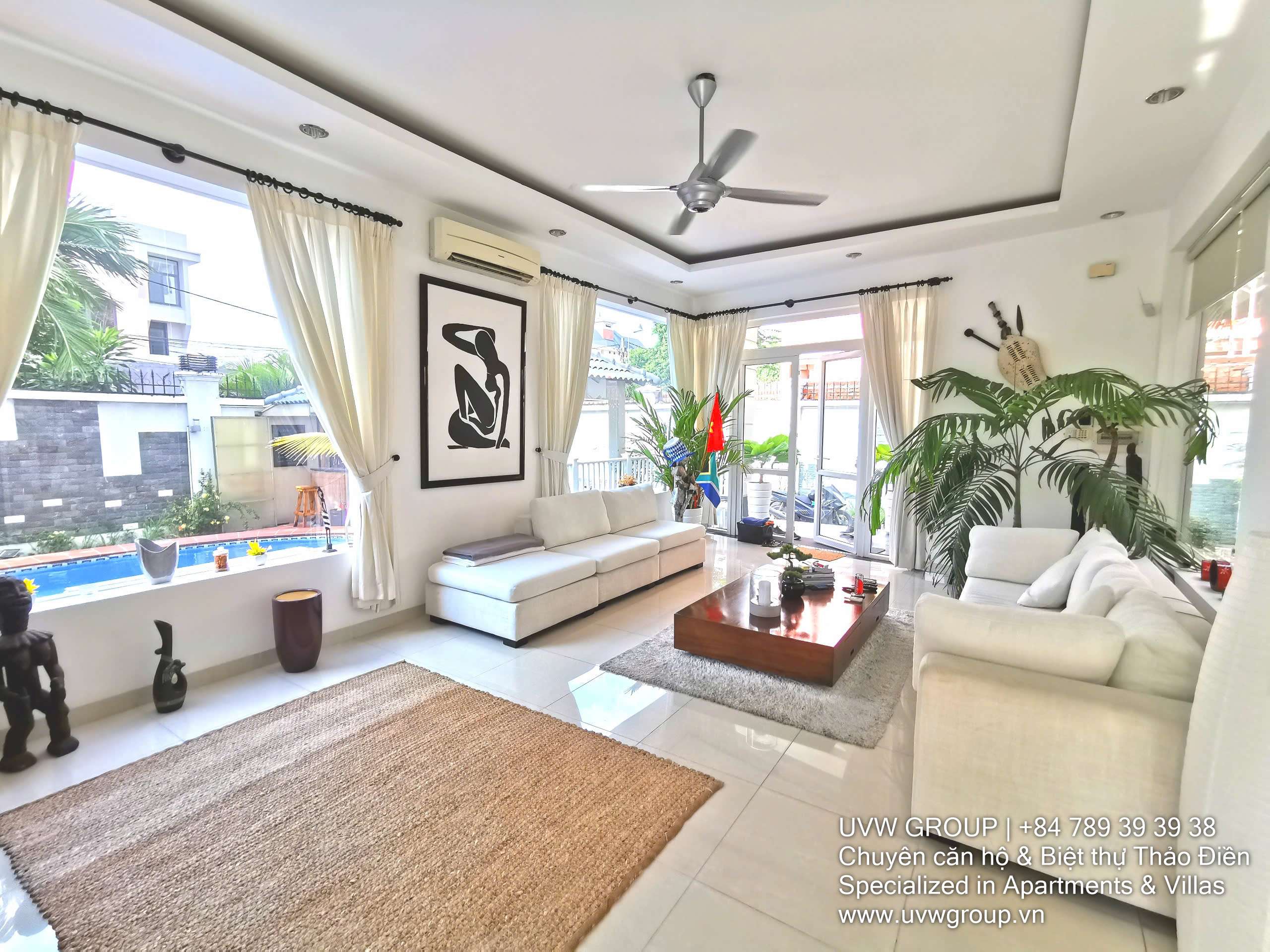 Fully furnished 5-bedroom luxury villa for rent in Thao Dien with 450m² area