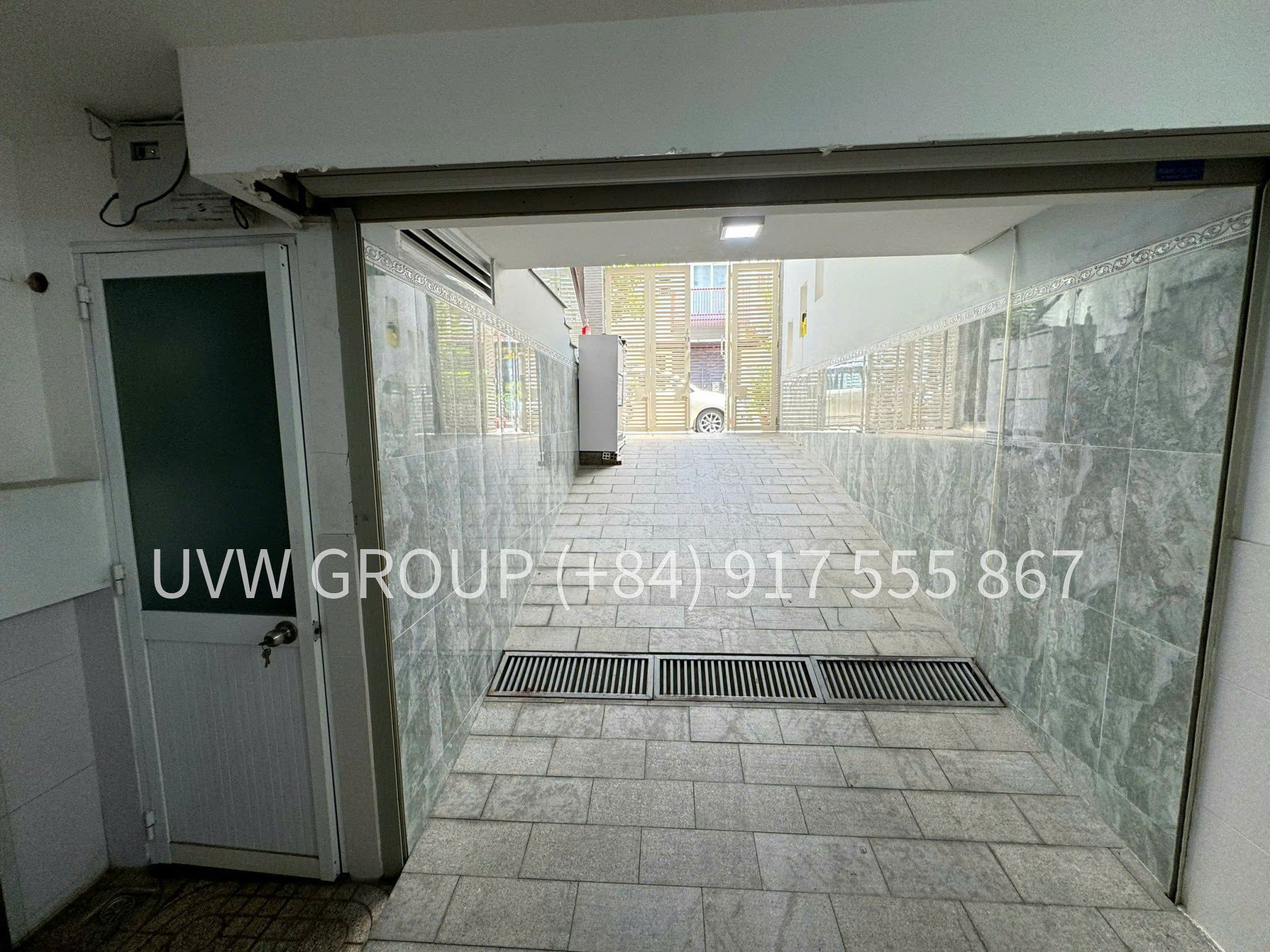 House for sale on Luong Dinh Cua Street, District 2 with 4 bedrooms and basement
