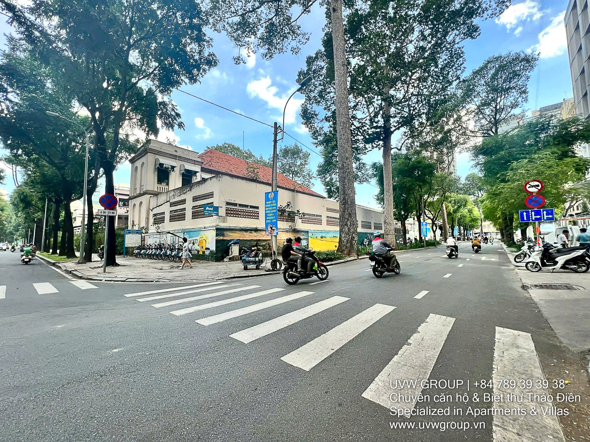 Property for sale at corner of Chu Manh Trinh & Nguyen Du, District 1 – 458.81m², construction permit for 2 basements + 10 floors