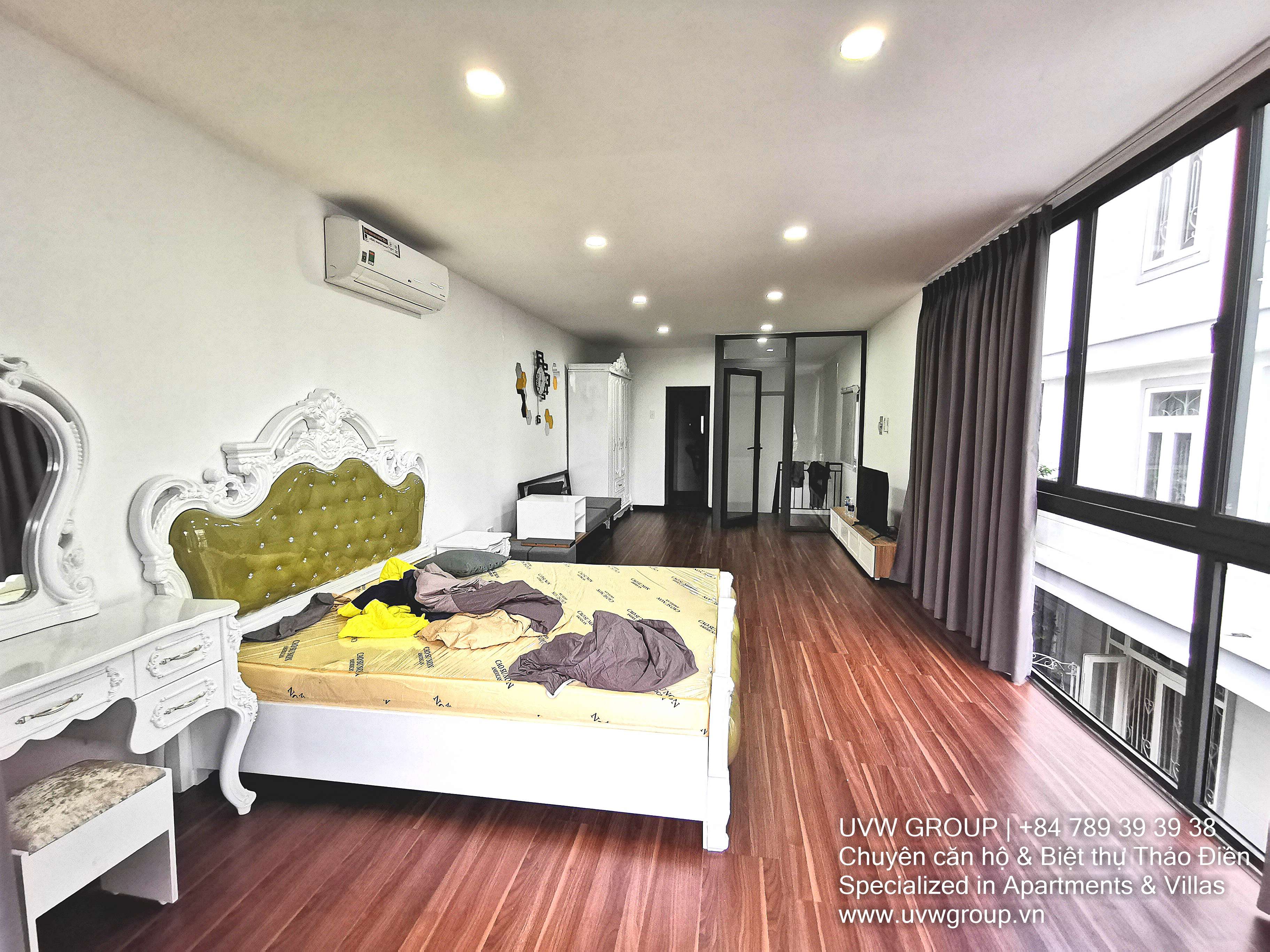 Basic furnished 2-bedroom house for rent in An Phu, 100m²