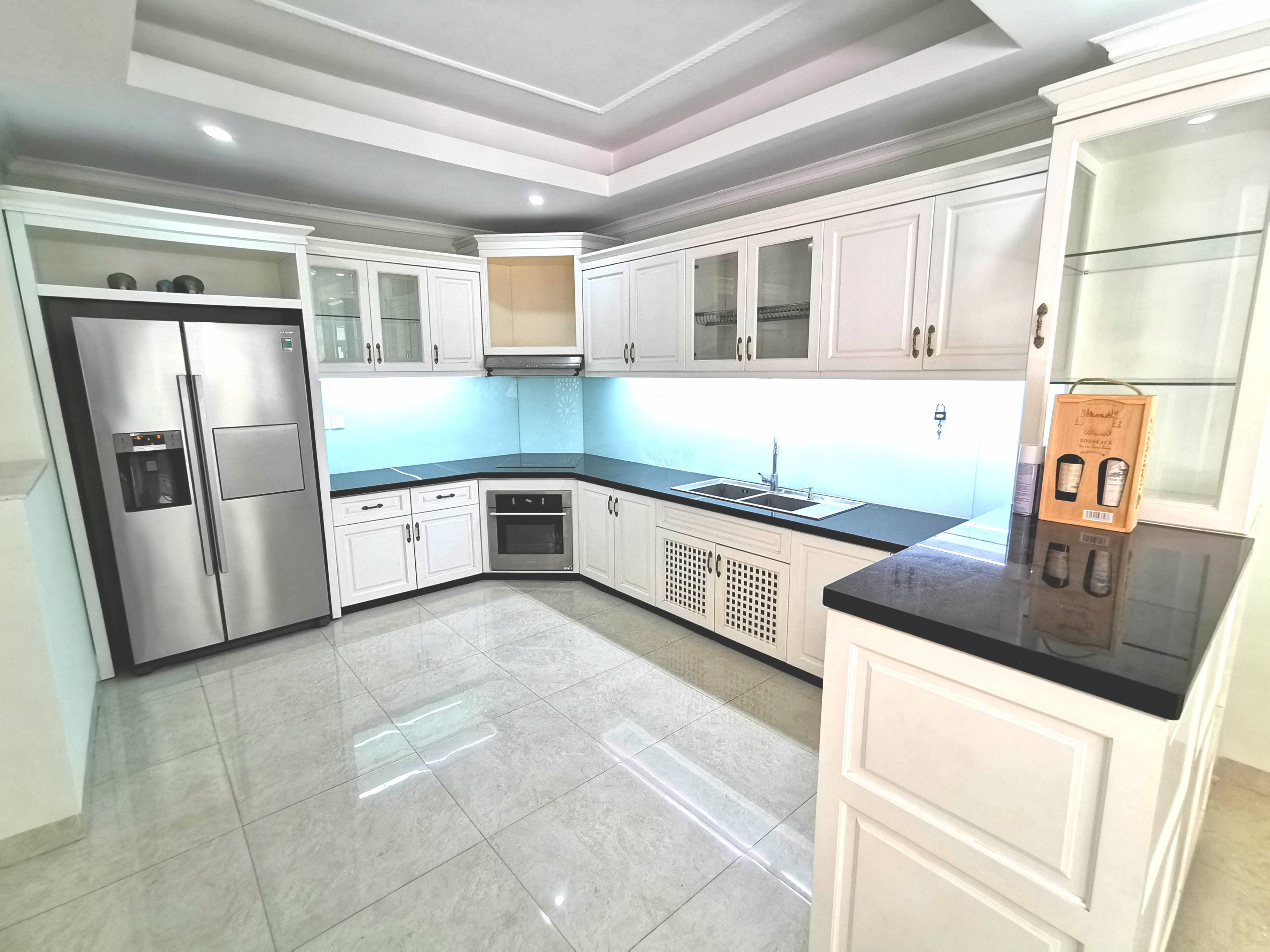 Luxury furnished 3-bedroom house for rent in Thao Dien, 88m²
